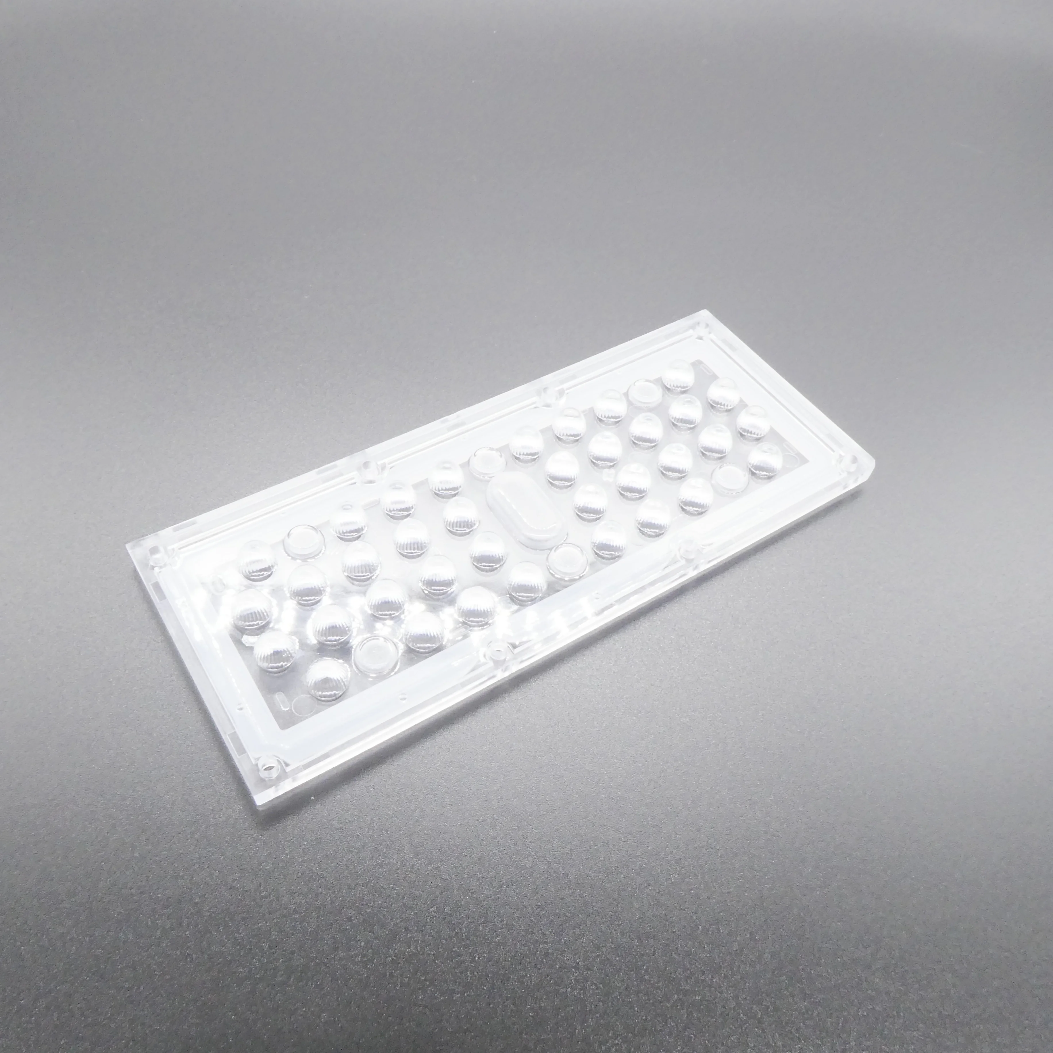 ALHB173D36LED30G - Групповая прямоугольная линза 36 светодиодов 3030/3535,  30°, 173x71.4mm   H:9.3mm, PMMA