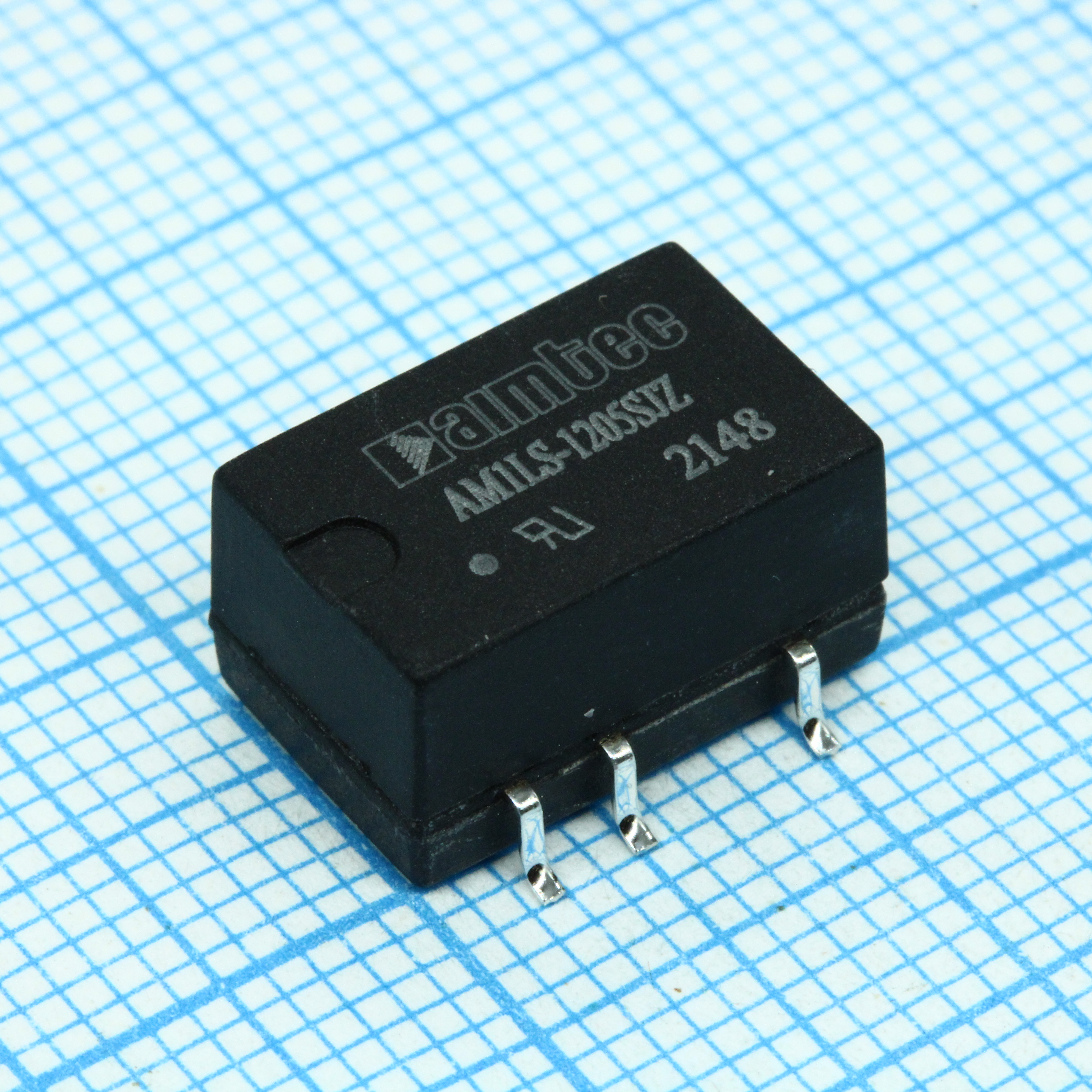 AM1LS-1205SJZ - DC/DC, 1Вт, вход 10.8…13.2В, выход 5В/0.02…0.2А, изоляция 1500В DC, КПД 82%, максимальная емкостная нагрузка не более 2400мкФ, для поверхностного монтажа, 13.2x11.4x7.25мм, -40…105°C, пластик