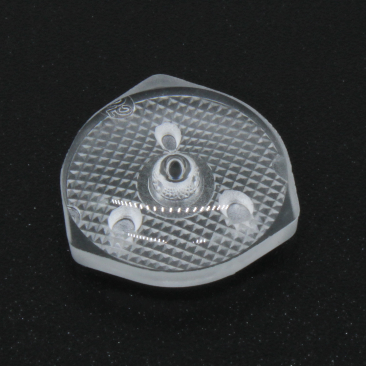 ATVH57-64-50W - Линза широкоугольная (TV back light lens), 2835/3030, эфф=93%, ~160°, D=15,65mm  H=5,9mm (3 пина на внутреннем диаметре 7.46мм), PMMA