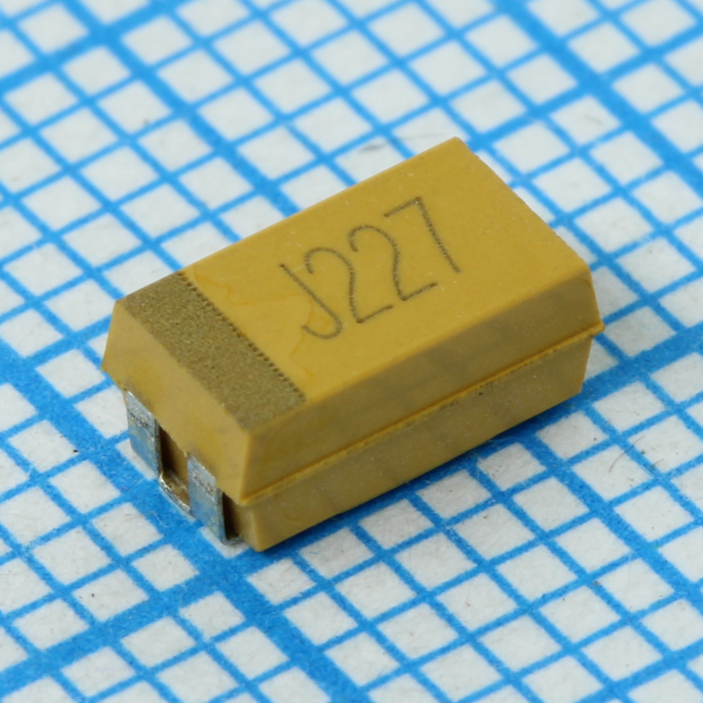 CA45-C6R3K227T - Конденсатор танталовый 220мкФ ±10% 6.3В типоразмер C