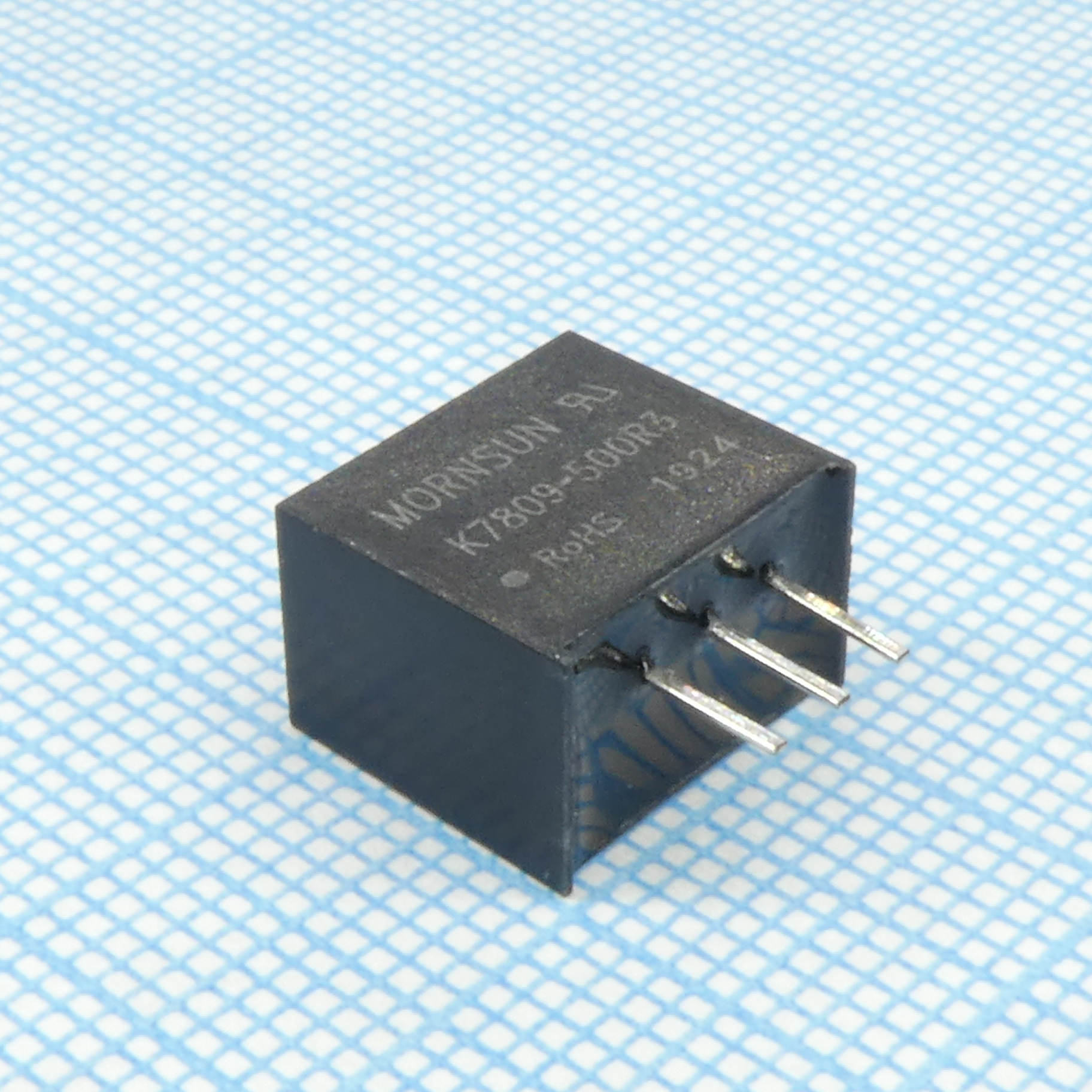 K7809-500R3 - DC/DC преобразователь, 2.5Вт, вход 6.5-36В, выход 9В/500мА