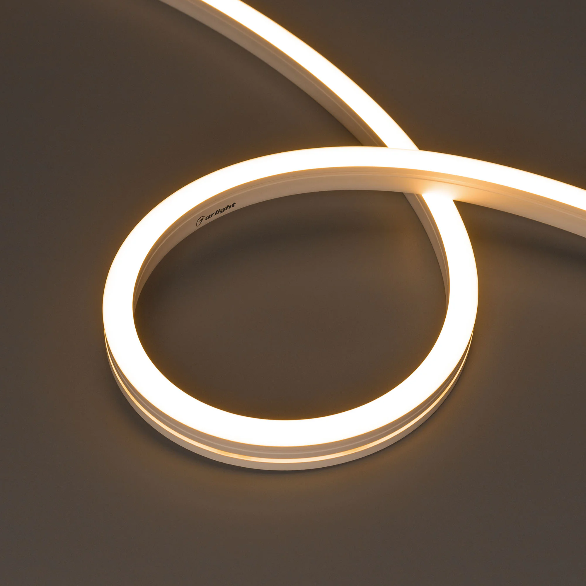 Лента герметичная MOONLIGHT-SIDE-A140-12x17mm 24V Warm2700 (9.6 W/m, IP67, 5m, wire x2) 042783 - Гибкая герметичная лента (неон серии MOONLIGHT), сечение 12х17 мм. Светодиоды SMD 2835 140 шт/м. Цвет свечения ТЕПЛЫЙ БЕЛЫЙ (2700 К), индекс цветопередачи CRI