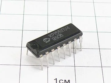 Микросхема КР1561ПУ4
