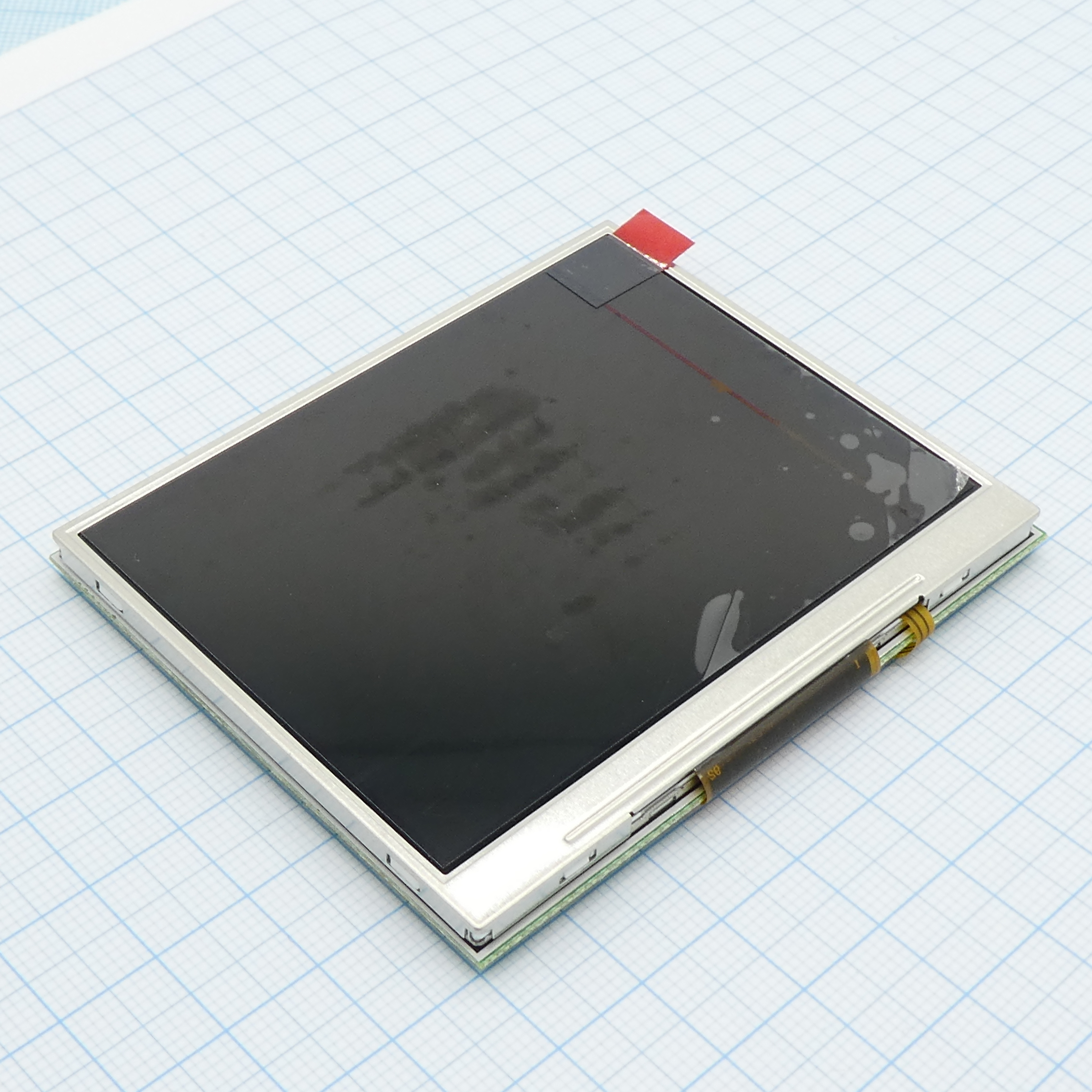 WF35QTIFCDBN0# - TFT 3.5" 320xRGBx240 LED, White Negative, Transmissive, 6 o'clock, 16 битный интерфейс, 420cd/m2,  -20...+70С