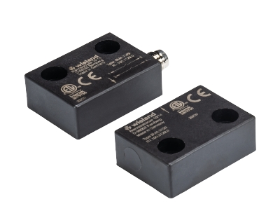 Магнитный выкл-ль SMA 0129 MAGNET SWITCH - Магнитный переключатель + магнит, прямоугольная форма, габариты: 36x26x13 мм, контакт NO/NO, разъем M8, степень защиты: IP68, серия SAFETY