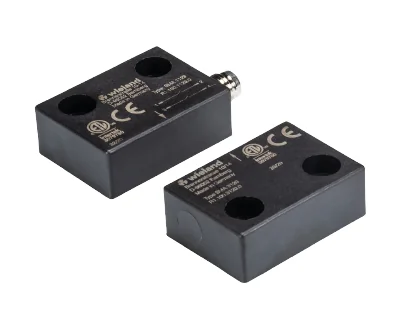 Магнитный выкл-ль SMA 0129 MAGNET SWITCH - Магнитный переключатель + магнит, прямоугольная форма, габариты: 36x26x13 мм, контакт NO/NO, разъем M8, степень защиты: IP68, серия SAFETY
