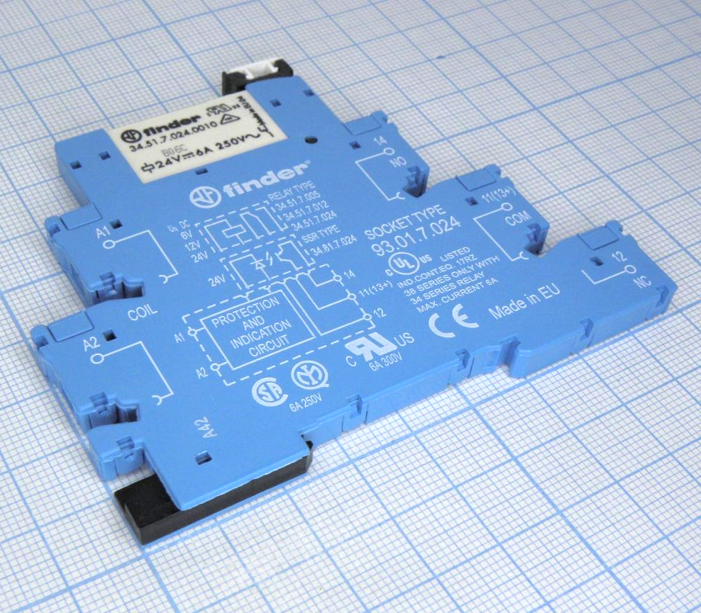 38.51.7.024.0050 - Интерфейсный модуль, электромеханическое реле; 1CO 6A; контакты
AgNi; питание 24В DC (чувствит.); категория защиты IP20; винтовые
клеммы