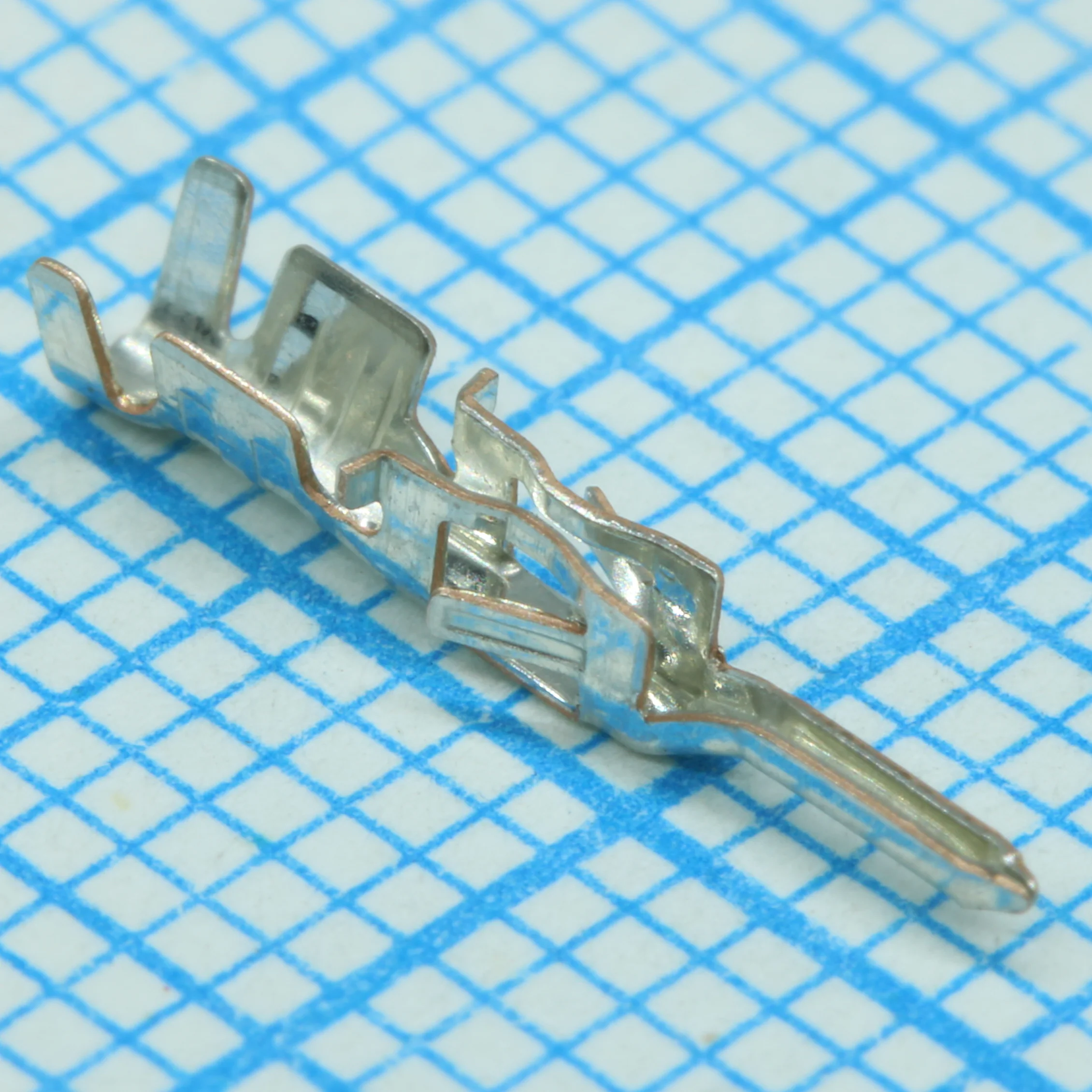 430310007 - Контакт штырь монтаж на кабель 20-24AWG серия Micro-Fit 3.0™ пакет