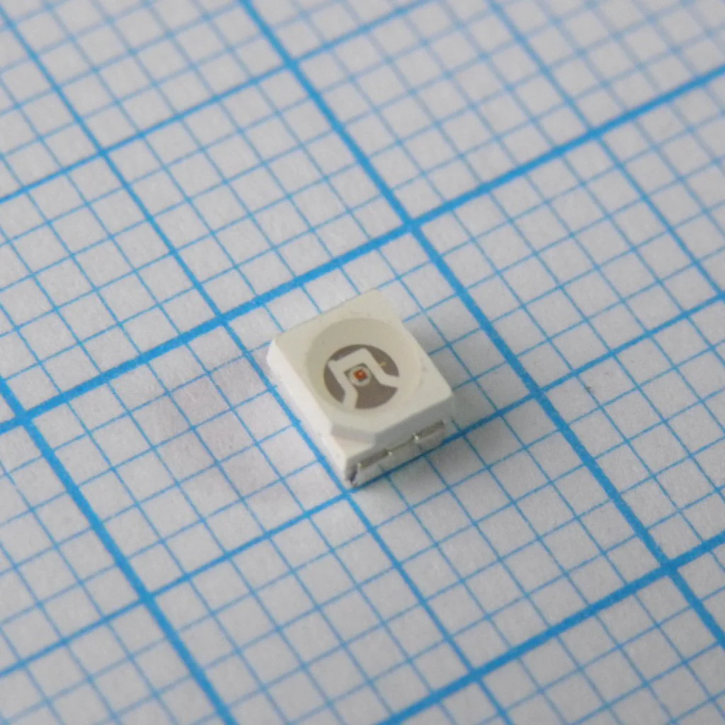 FYLS-3528UYC - Светодиод smd 3,5х2,8мм/желтый/590нм/600мкд/прозрачный/120°