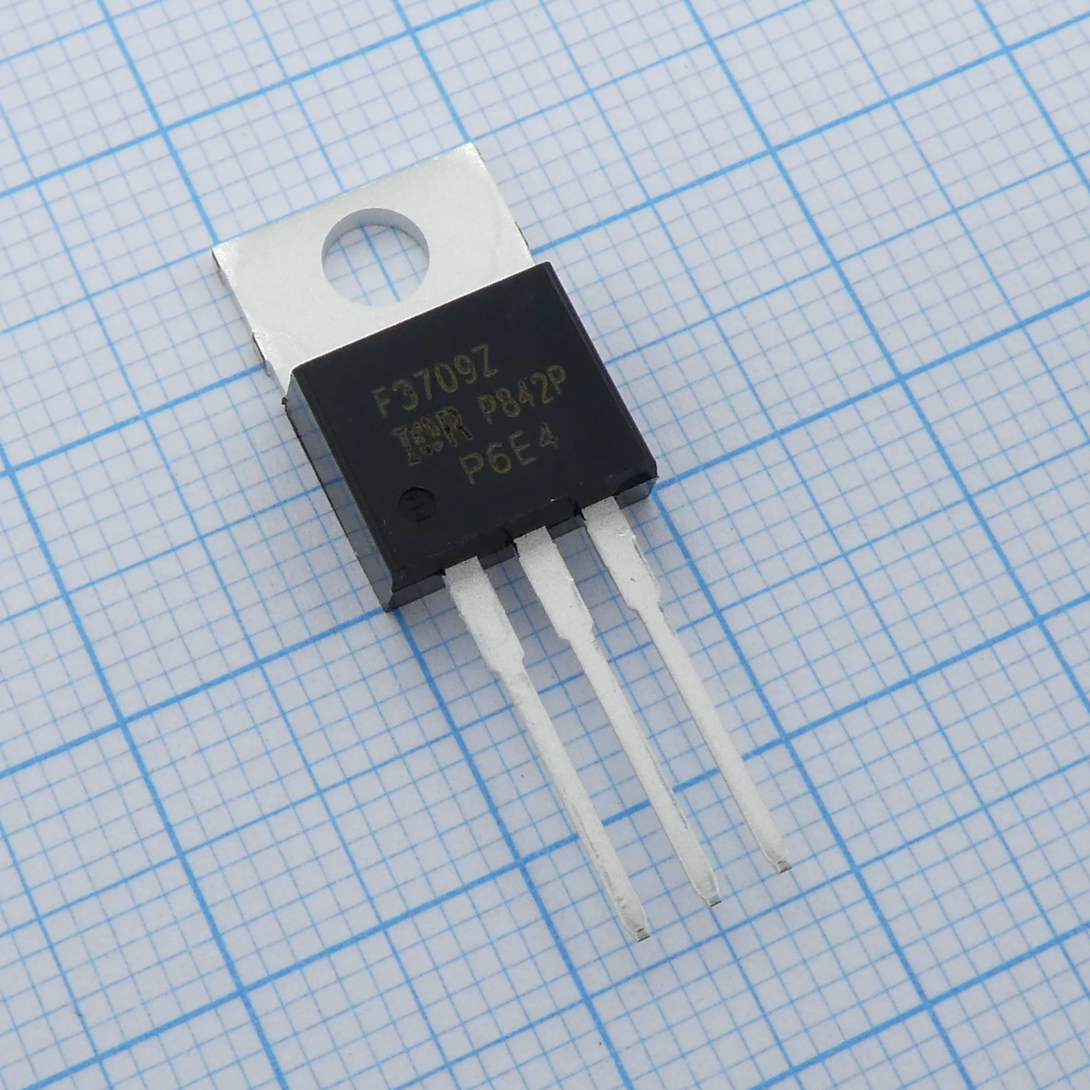 IRF3709ZPBF - Транзистор полевой MOSFET N-канальный 30В 87А 79Вт