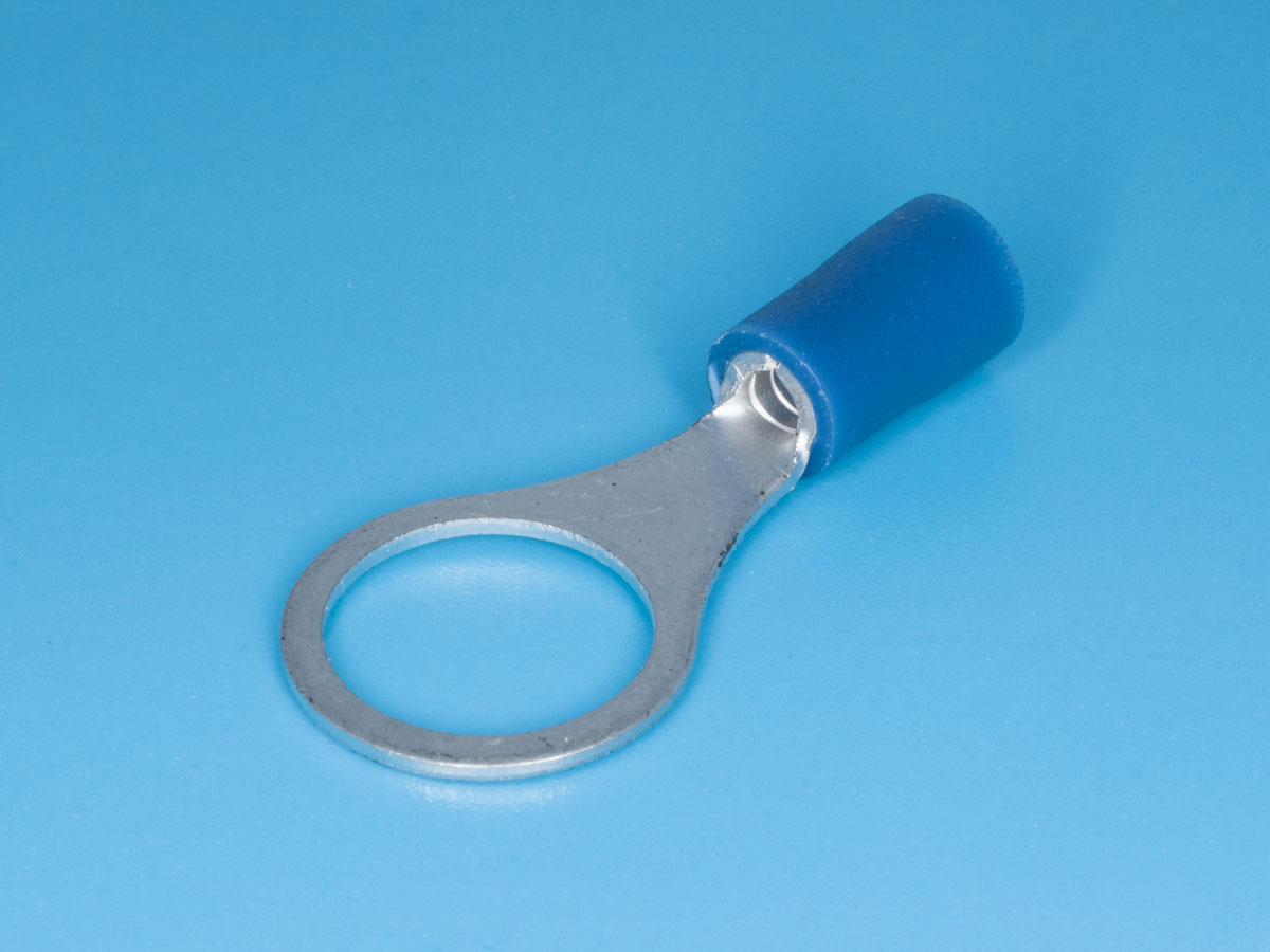 TRI-2-10 - Клемма тип "O" 10,5 мм, на провод 1,5-2,5мм, изолированная, кратно 100шт.