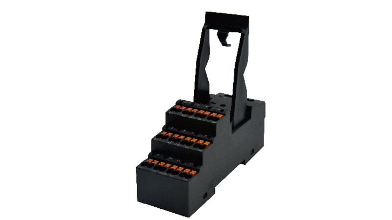 Колодка для реле DPWF14A-F3 - Колодка для реле DRPE-4C, 12A, 300V, фиксация провода: Push-in, с защитой от прикосновения, пластик, цвет: черный монтаж на DIN рейку