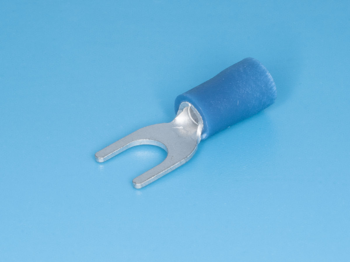 TYI-2-5 - Клемма тип "U" 5,3мм, на провод 1,5-2,5мм, изолированная, кратно100шт.