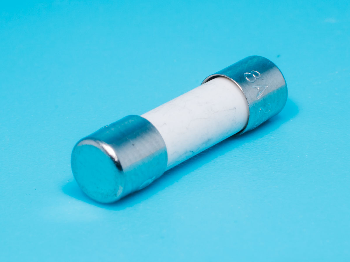 FS-52KT-8.0/250 - Предохранитель 5х20мм, керамический, с задержкой, 8А/250В (GDA)