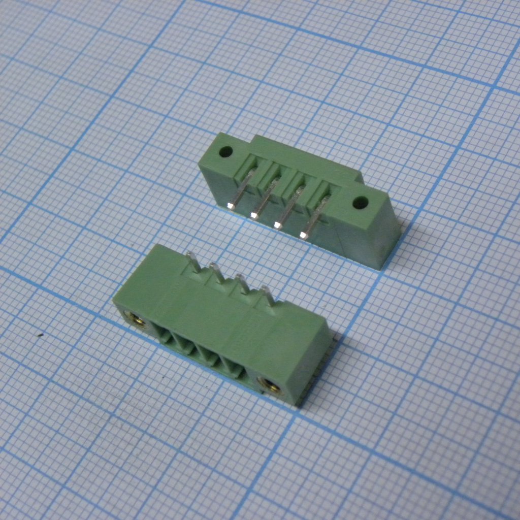 15EDGRM-3.5-04P-14-00A(H) - Разъемный клеммный блок на плату, 4 контакта. Серия 15EDGRM-3.5