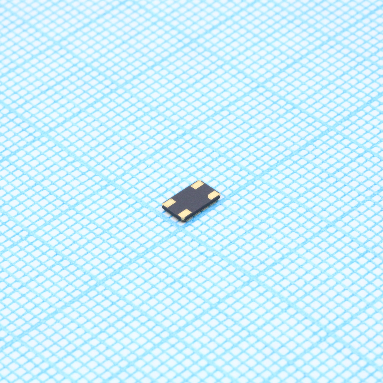 12.89033 - Резонатор кварцевый 14.74560МГц