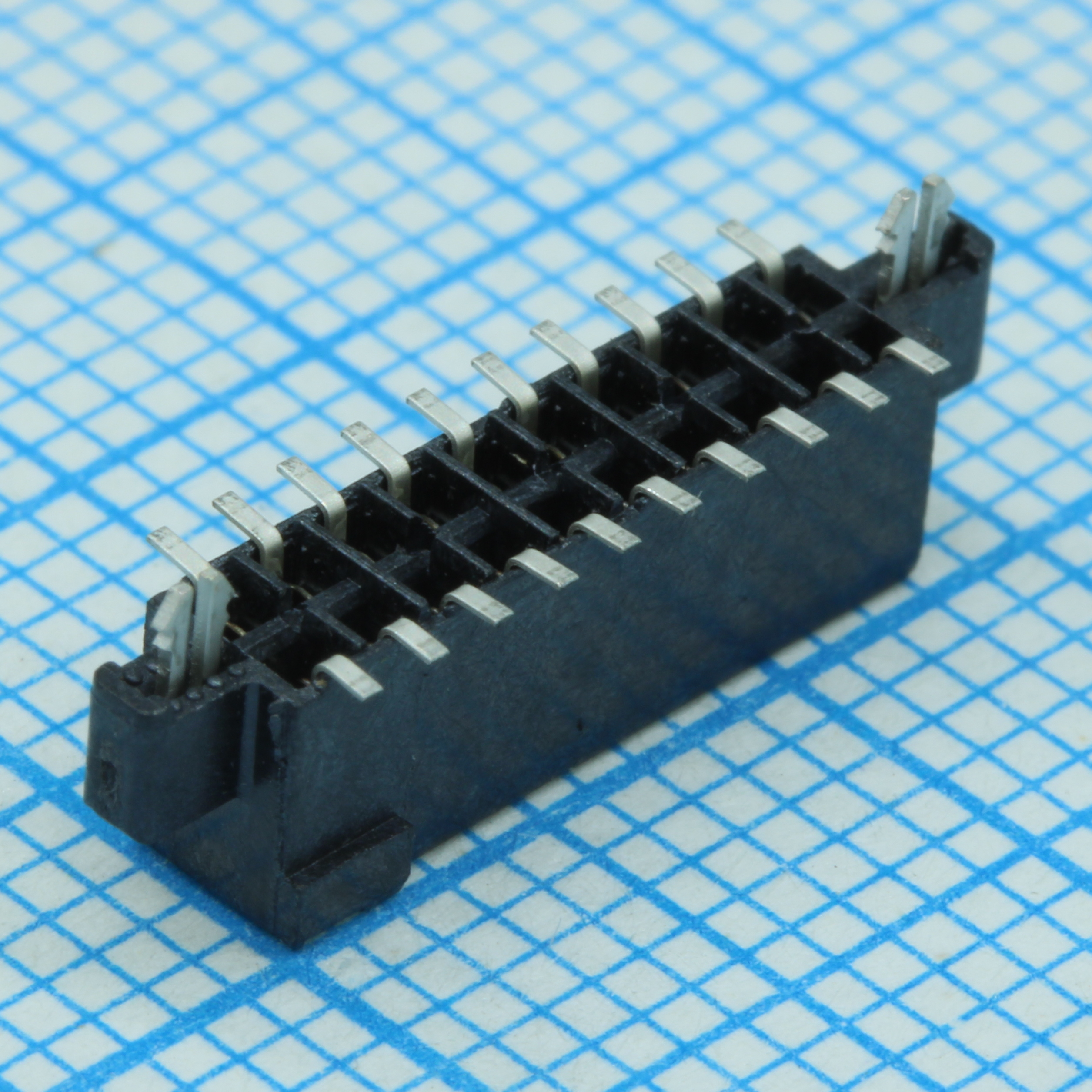 5-104652-2 - Разъем на плату SKT 20 контактов шаг 1.27мм SMD