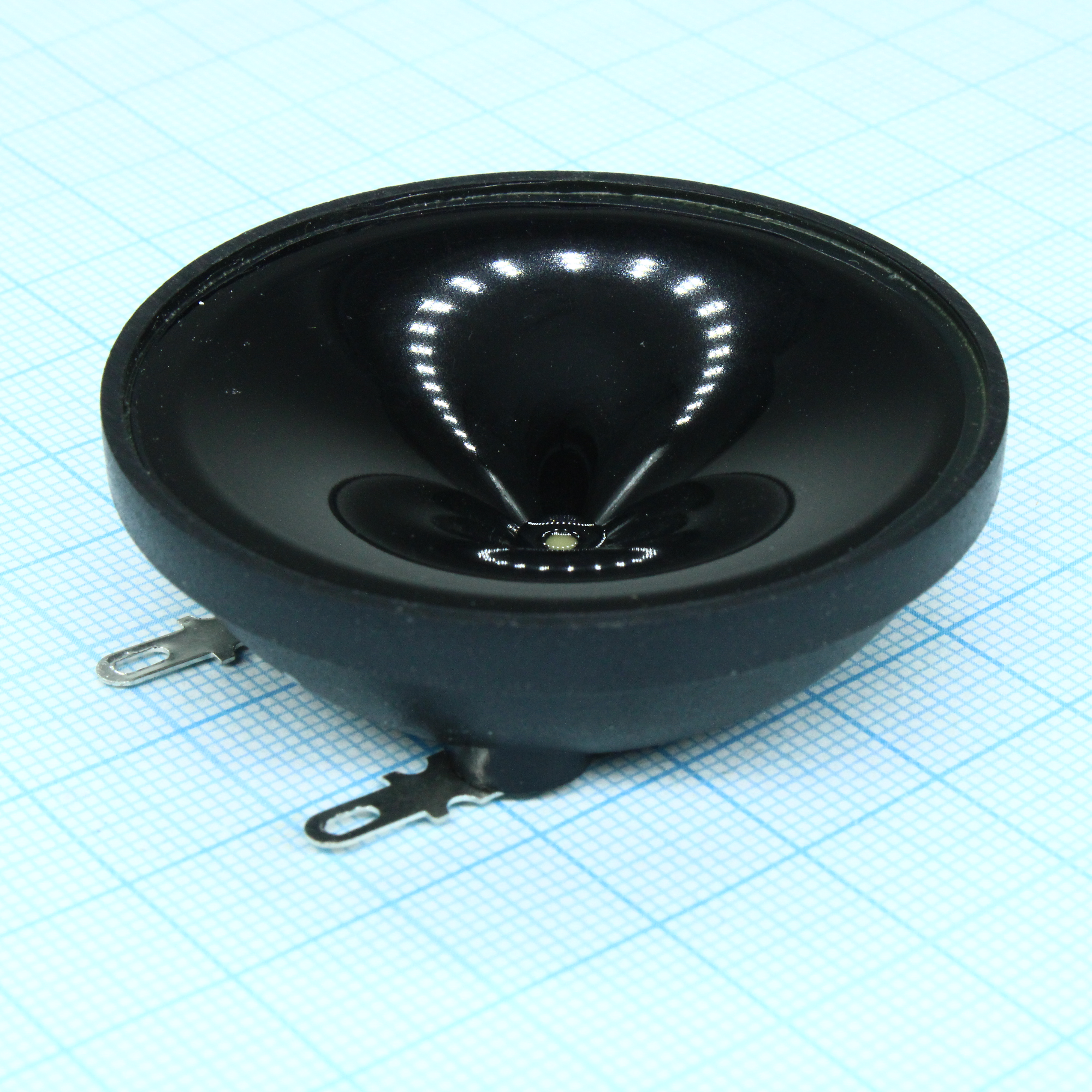 W-05 - 95db/2.83v/22kHz  d=51