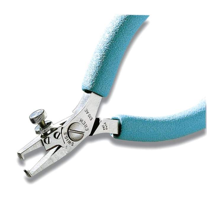 510AE - Инструмент для снятия изоляции. Диаметр регулируется винтом. С другой стороны режущее лезвие. Для всех видов изоляционного материала и оплеток оптоволокна. Провода AWG 30-18(0,25-1,02мм), 120 мм, 75 г