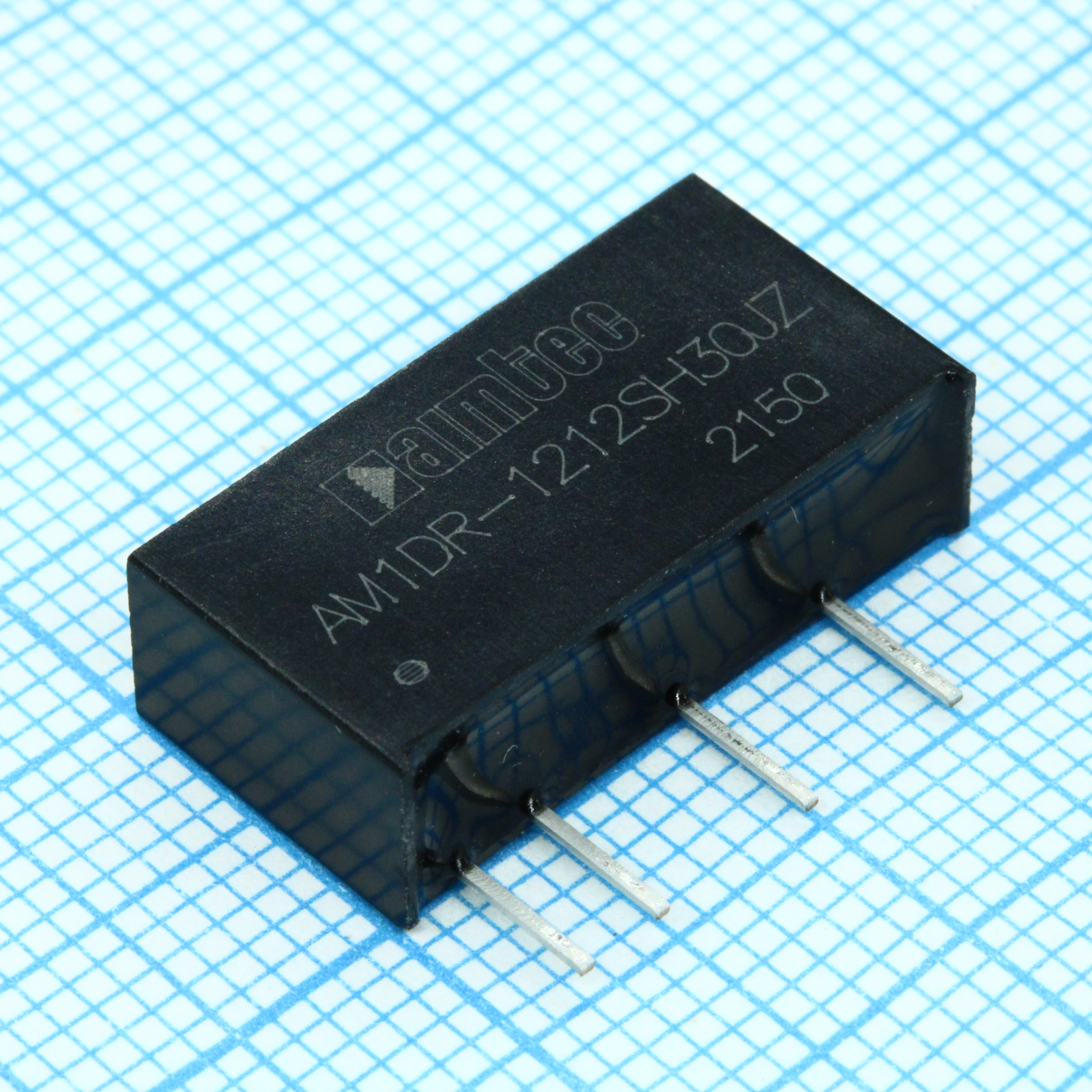 AM1DR-1212SH30JZ - DC/DC, 1Вт, вход 11.4…12.6В, выход 12В/0.009…0.083А, изоляция 3000В DC, КПД 73%, максимальная емкостная нагрузка не более 560мкФ, SIP7, 19.65x6x10.16мм, -40…85°C, пластик