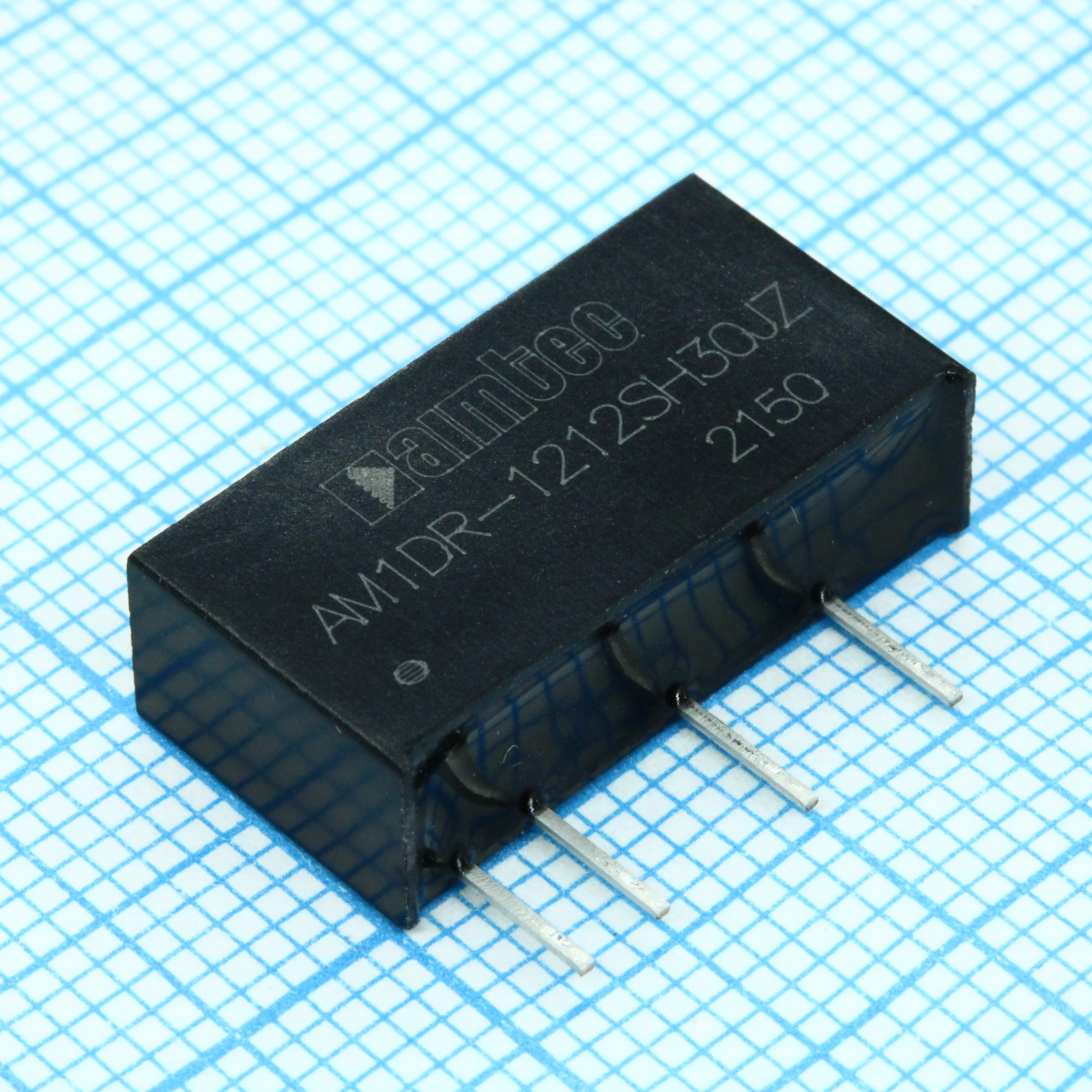 AM1DR-1212SH30JZ - DC/DC, 1Вт, вход 11.4…12.6В, выход 12В/0.009…0.083А, изоляция 3000В DC, КПД 73%, максимальная емкостная нагрузка не более 560мкФ, SIP7, 19.65x6x10.16мм, -40…85°C, пластик
