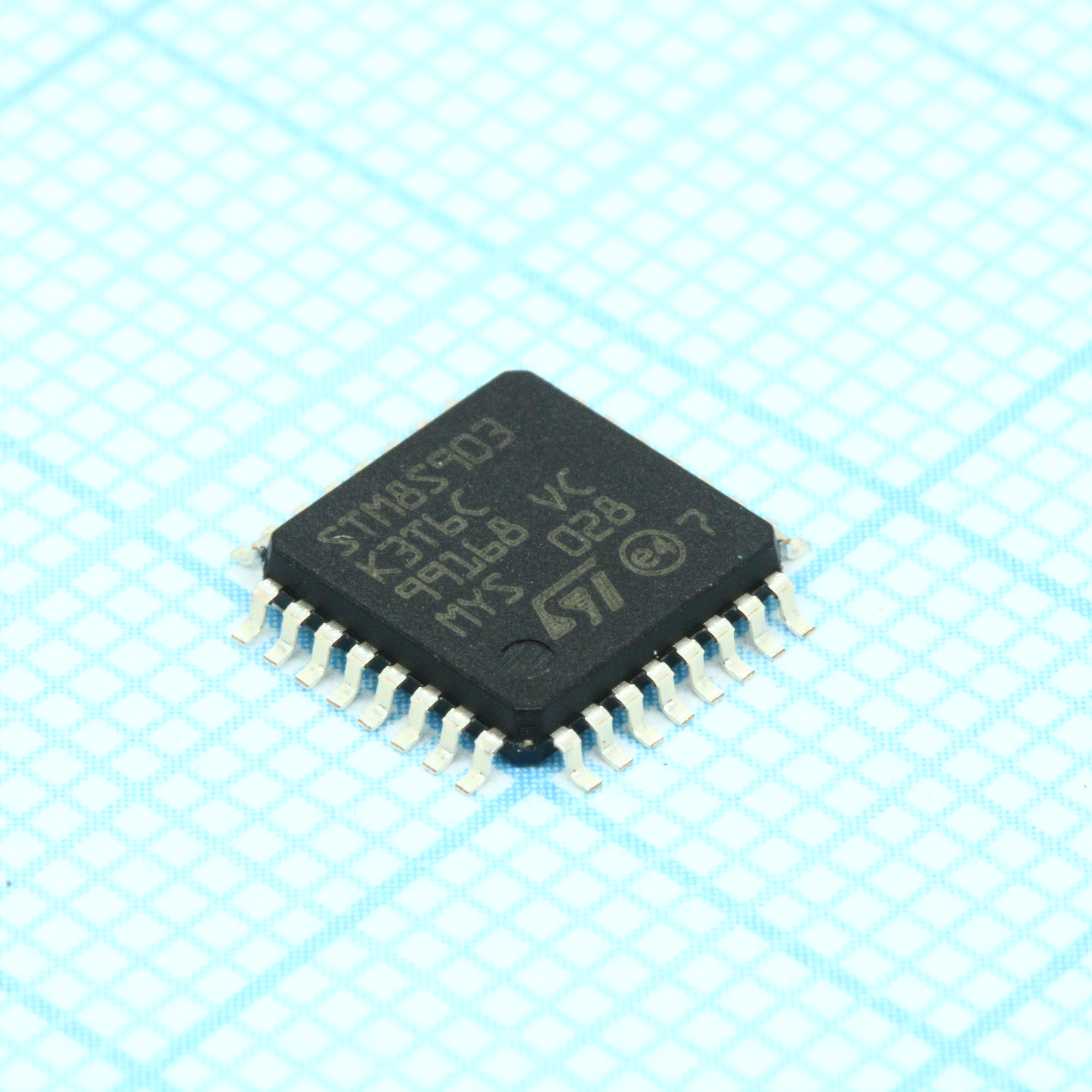 STM8S903K3T6C - Микроконтроллер 8-Bit MCU 16MHz, 8KB Flash, 1KB RAM, 640KB EEPROM,  28 GPIO, 10-Bit ADCx7 каналов, 2 х таймер 16-бит, таймер 8-бит, 2хWDG, SPI, I2C, UART, IRDA