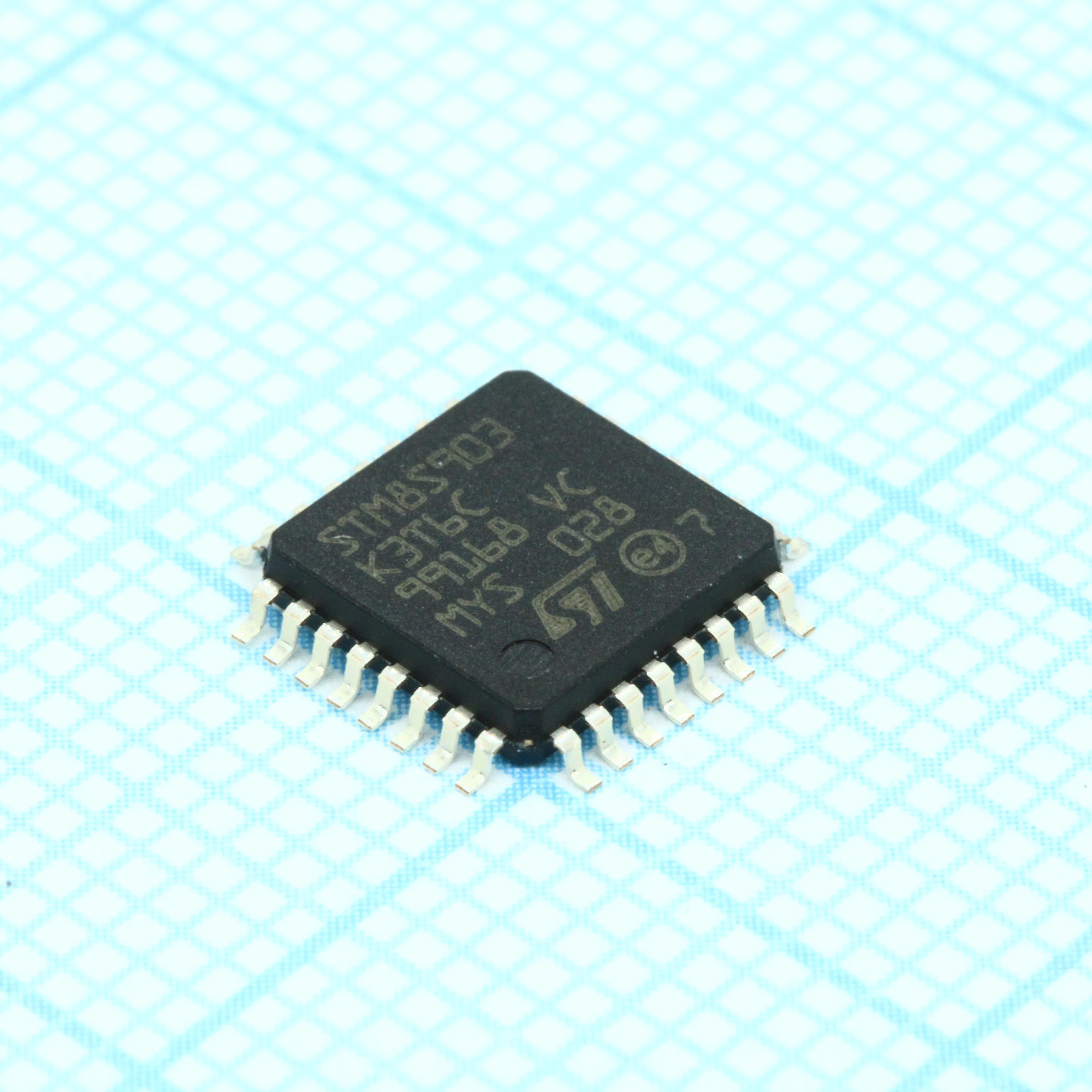 STM8S903K3T6C - Микроконтроллер 8-Bit MCU 16MHz, 8KB Flash, 1KB RAM, 640KB EEPROM,  28 GPIO, 10-Bit ADCx7 каналов, 2 х таймер 16-бит, таймер 8-бит, 2хWDG, SPI, I2C, UART, IRDA