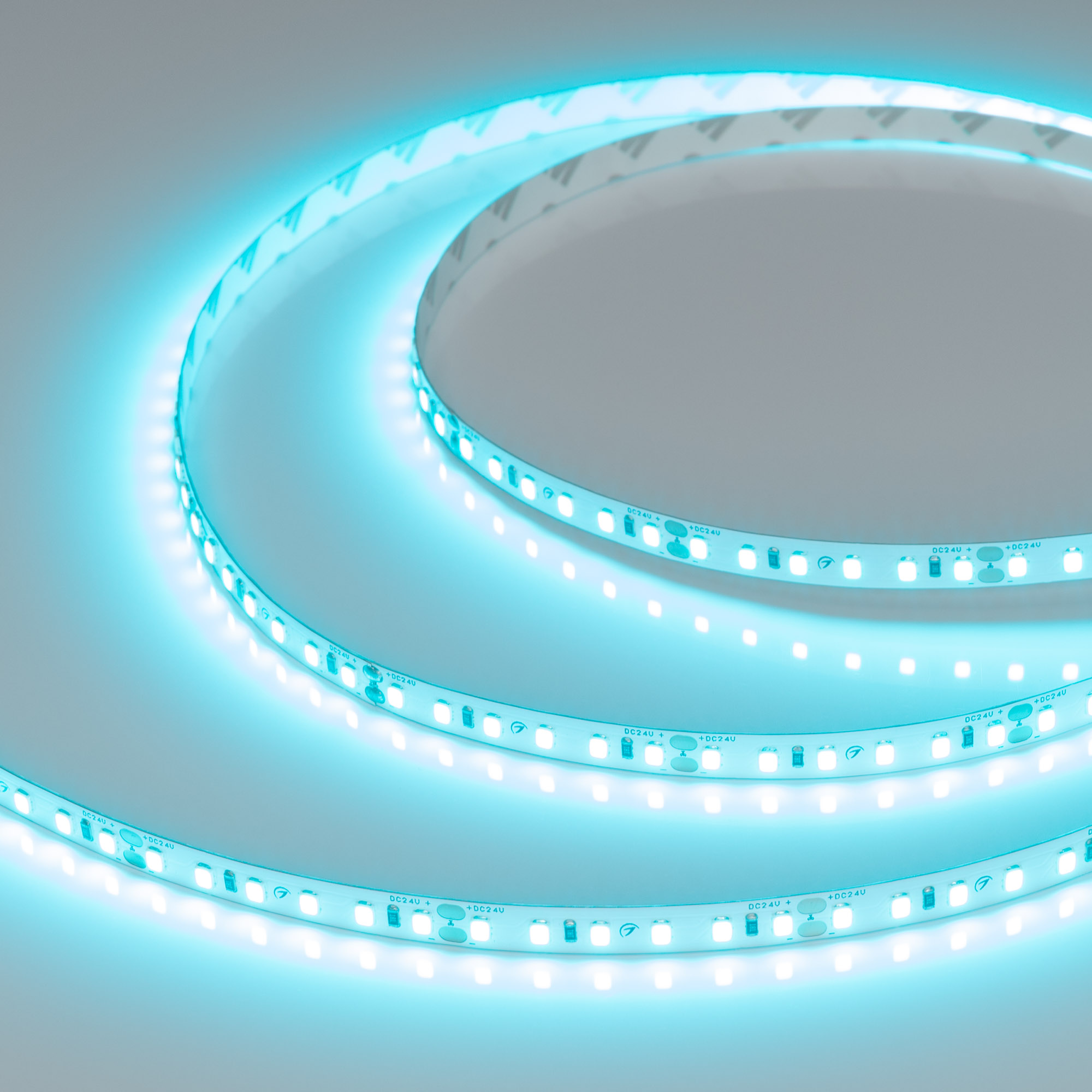 Лента RT-A120-8mm 24V Mint Blue (9.6 W/m, IP20, 5m) 043382(1) - Светодиодная лента RT-A120, открытая. Светодиоды 2835, 120 шт/м (600 шт на 5 м), белая плата, ширина 8 мм, скотч 3M. Цвет БИРЮЗОВЫЙ, угол 120°. Питание 24V, мощность 9.6 Вт/м (48 Вт на 5 м). 