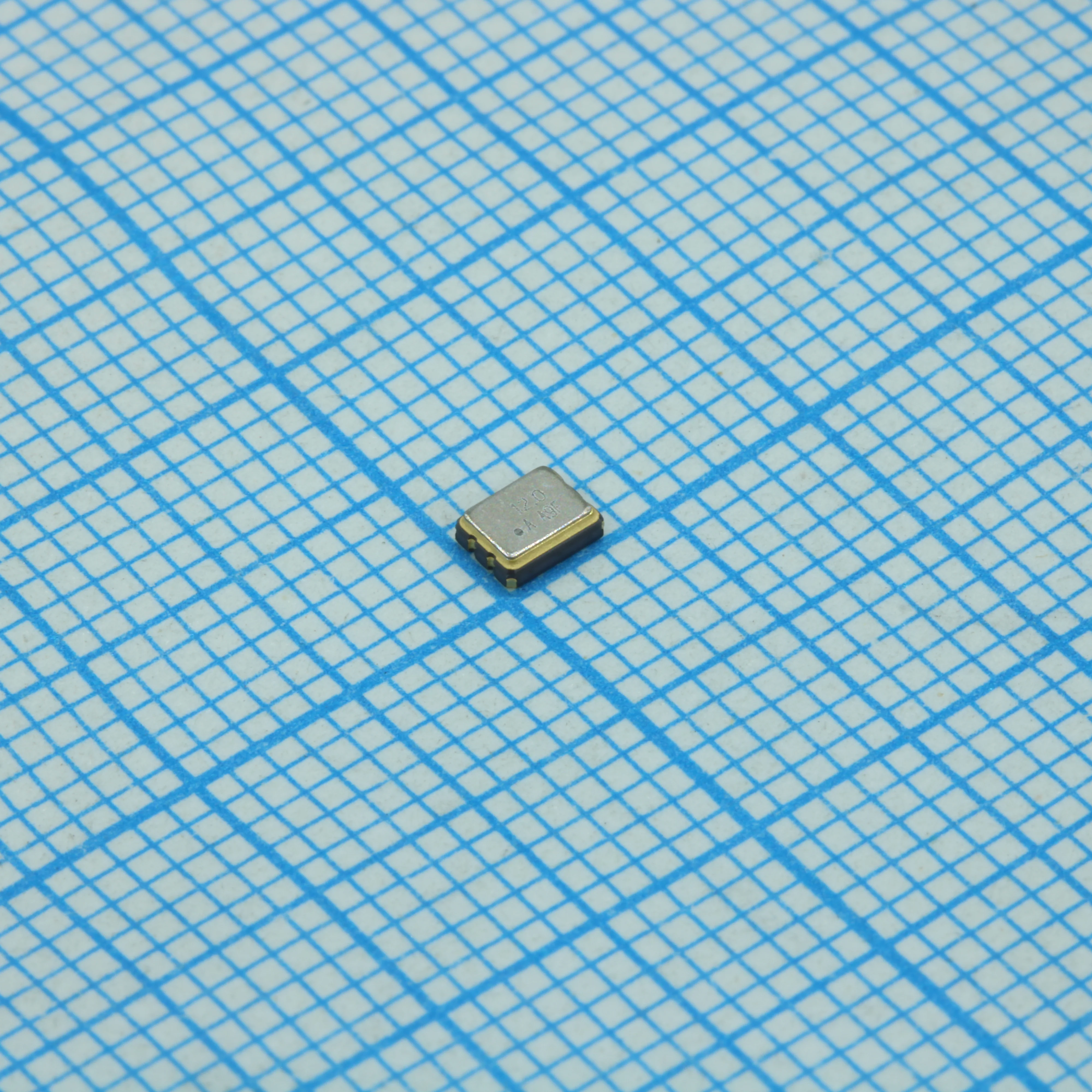 ASE-12.000MHZ-LC-T - Генератор КМОП кварцевый 12МГц питание 3.3В SMD