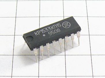 Микросхема КР1533КП15