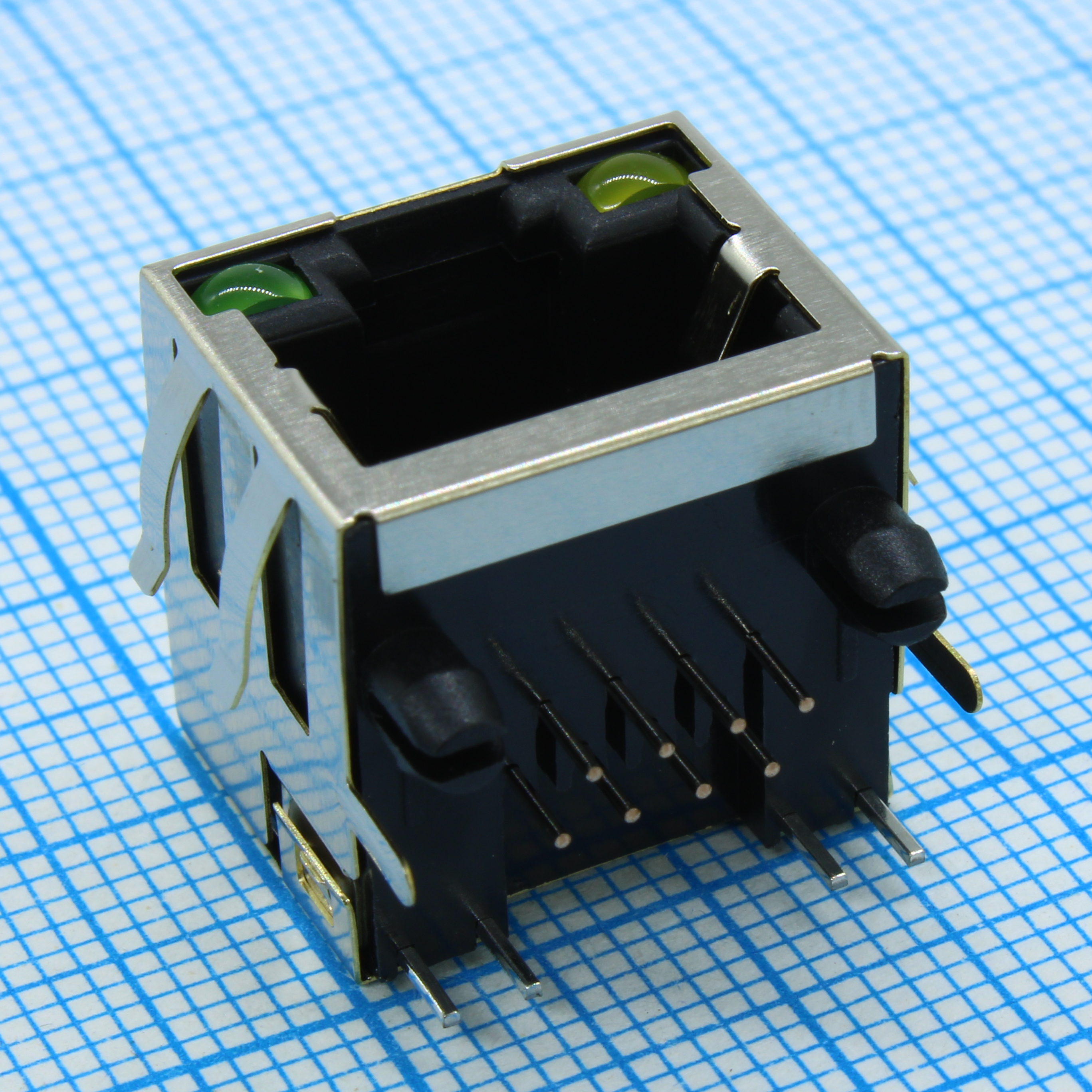 L-KLS12-108-8P8C-1x1-2-G/Y-0-01 - Розетка 8P8C (RJ45) со светодиодами угловая монтаж в отверстие