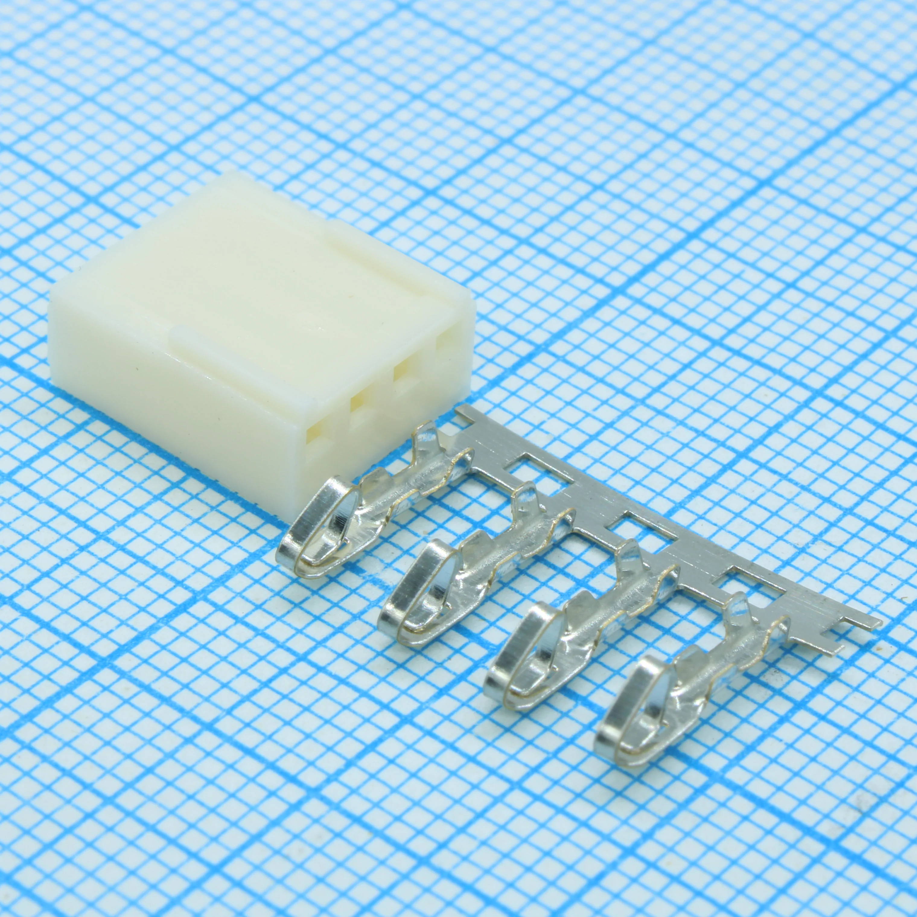 HU-04 PITCH 2.54MM+TERMINAL - Разъем питания низковольтный 4 контакта шаг 2.54 мм
