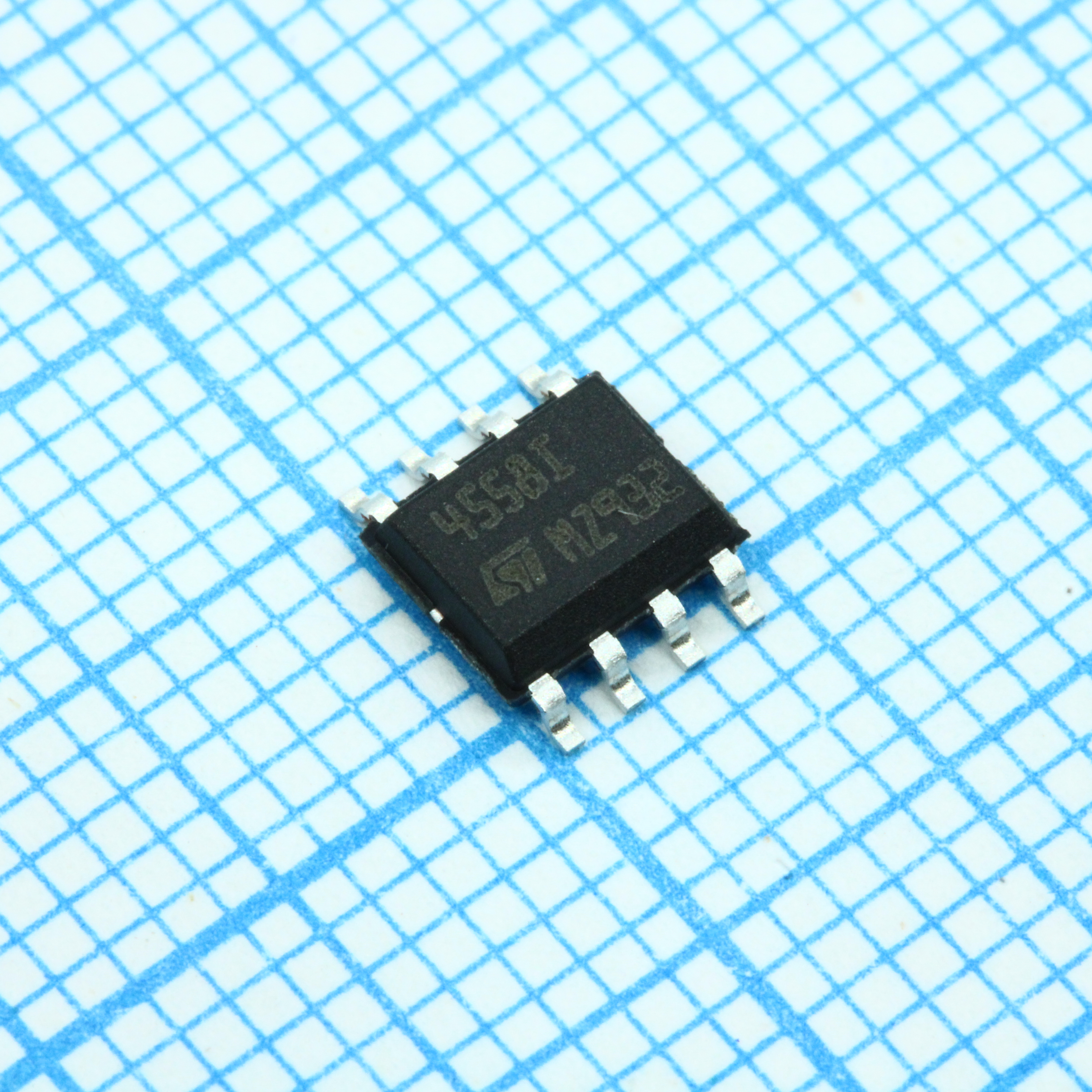 MC4558IDT - Операционный усилитель общего применения, 5.5 МГц 8SO