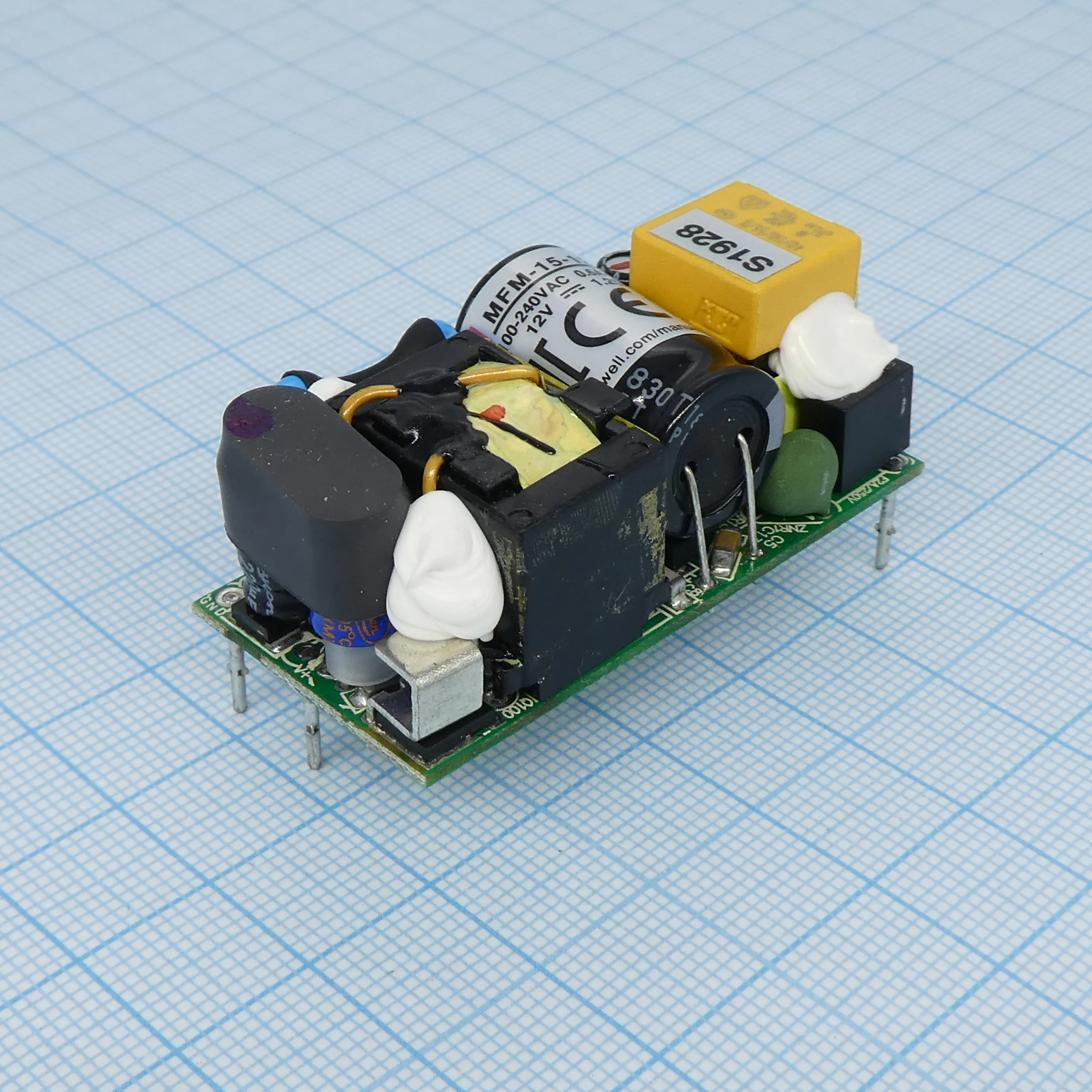 MFM-15-12 - AC-DC med, 15Вт, вход 80...264В AC 47...440 Гц, выход 12В/1.25А, изоляция 4000В AC, на плате 49х23.8х23мм, -35...+85°C