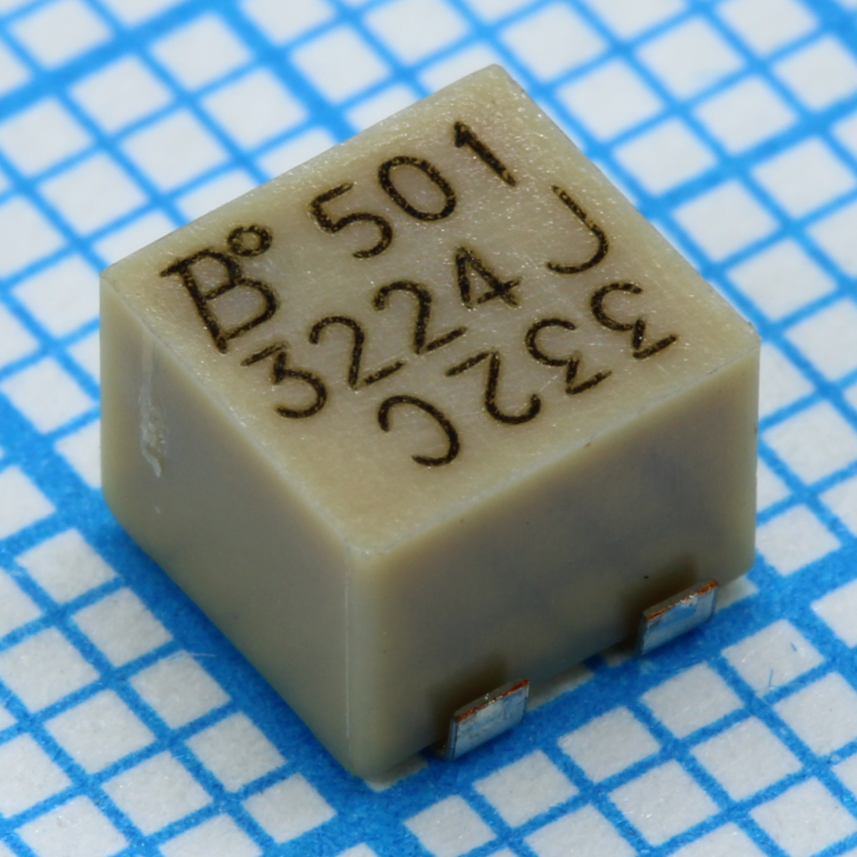 3224J-1-501E - Потенциометр многооборотный, 500Ом, 250мВт, SMD, ±10%