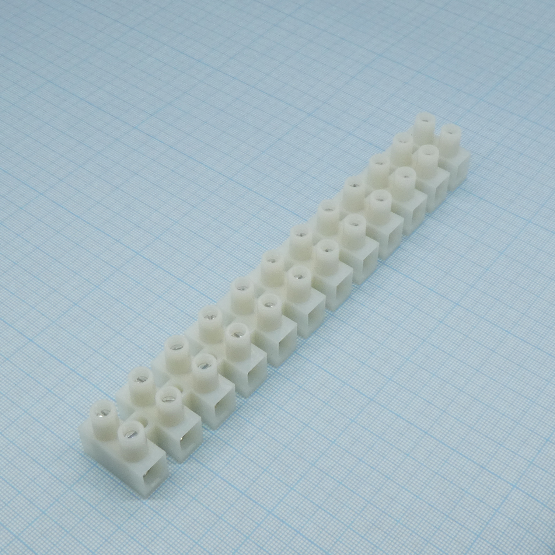 DG15HSWP-1.2-12P-17-100A(H) - Клеммник винтовой 12 мест шаг 15мм