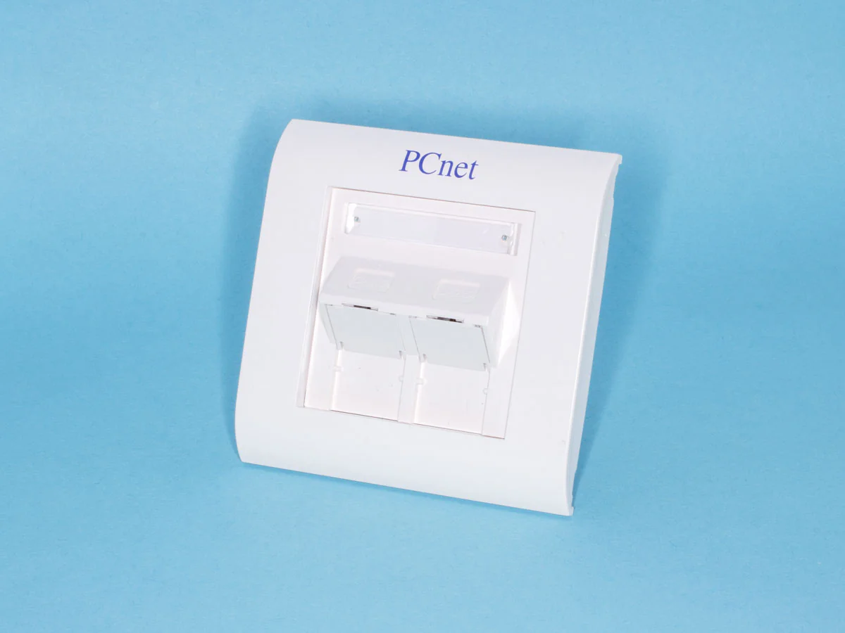EFAU-2-44 - Розетка RJ-45 8P8C для внутренней проводки, кат.5е, универсальная, двойная, PCnet