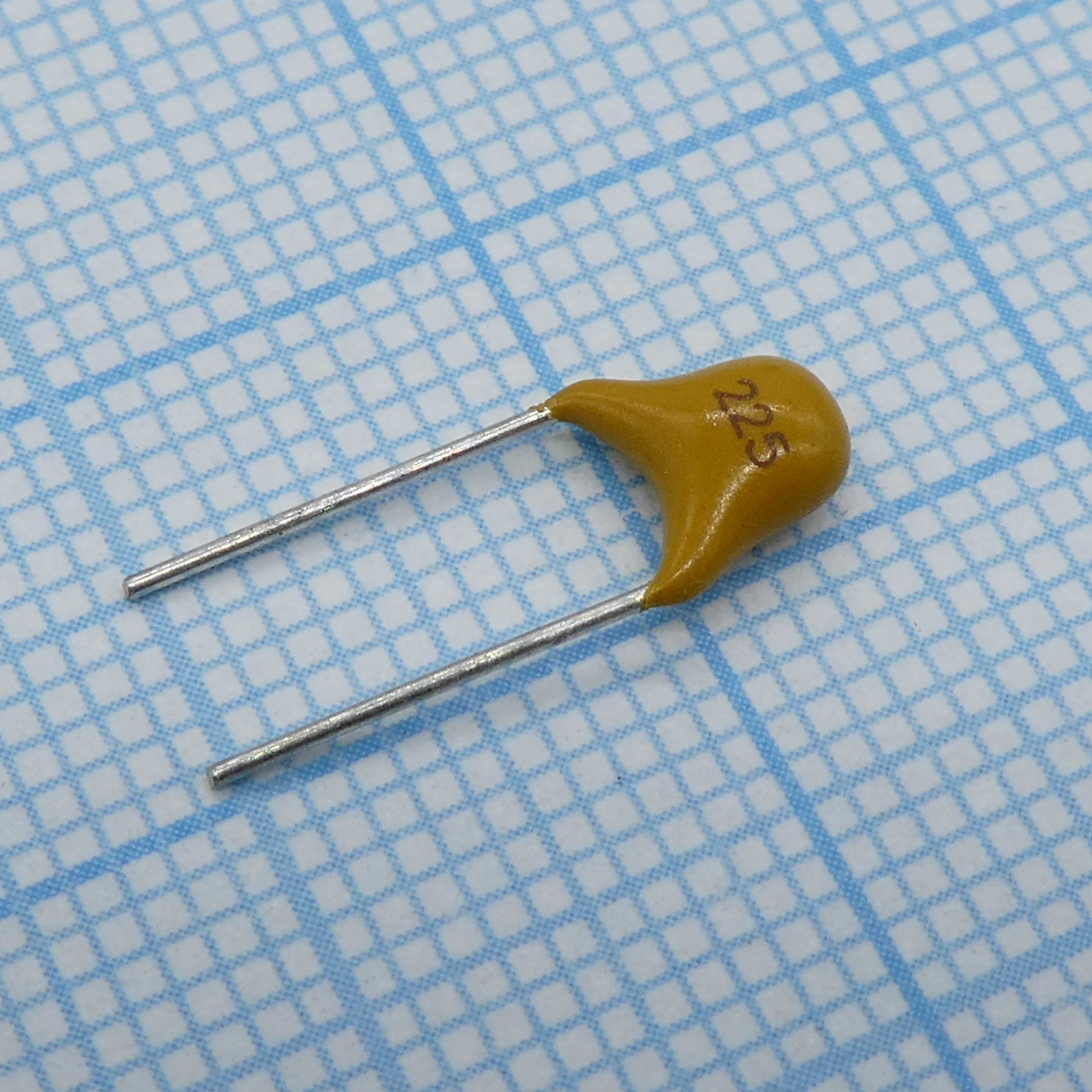 TS170R1H225MSBFB0R - Конденсатор керамический многослойный 2.2мкФ 50В Y5V ±20% радиальный 5.08мм 85°C россыпь