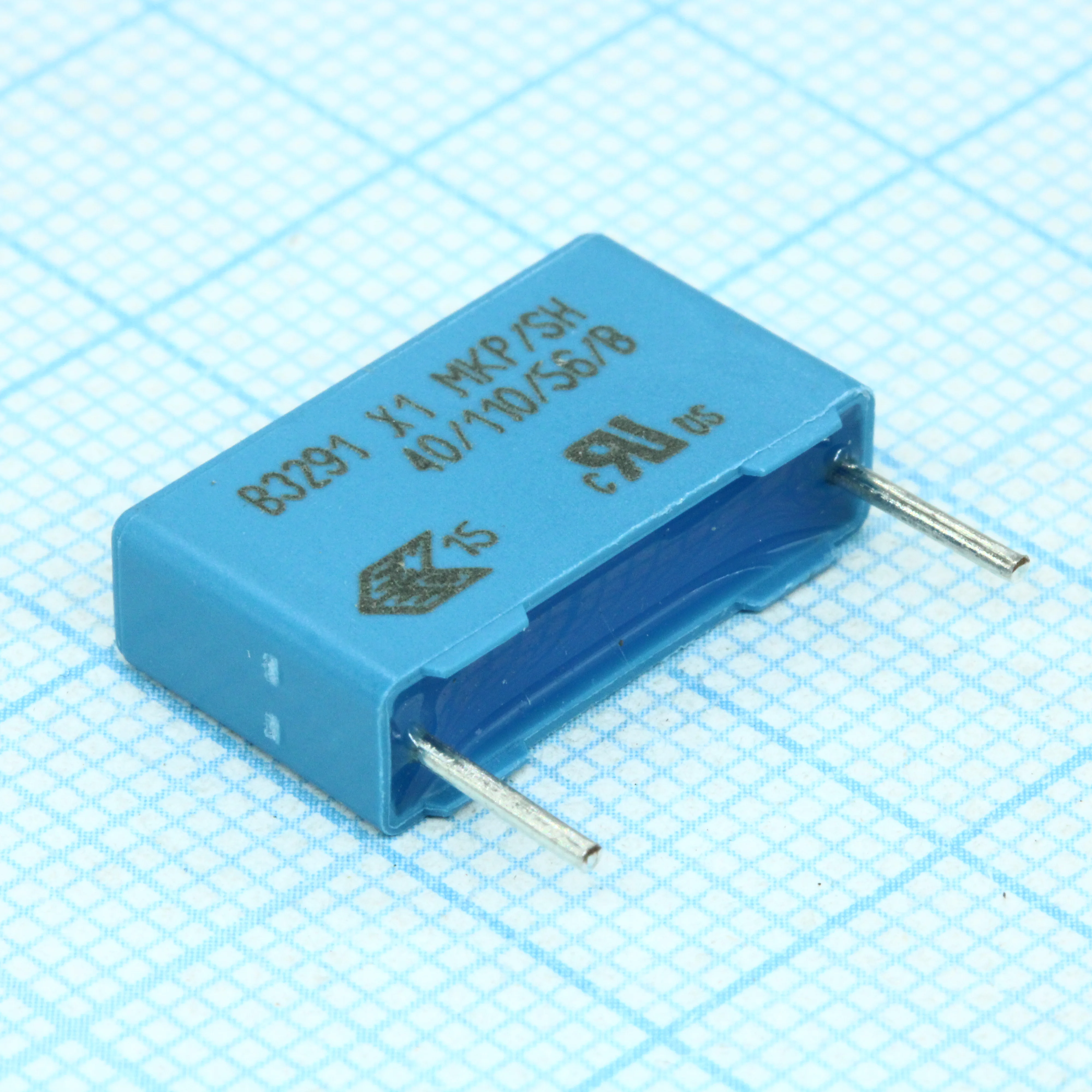 B32912B5103M - Пленочный помехоподавляющий конденсатор X1,  0.01мкФ ±20%, 530В переменного тока радиальные выводы с шагом 15мм, (18 x 5 x 10.5мм) 110°С россыпь