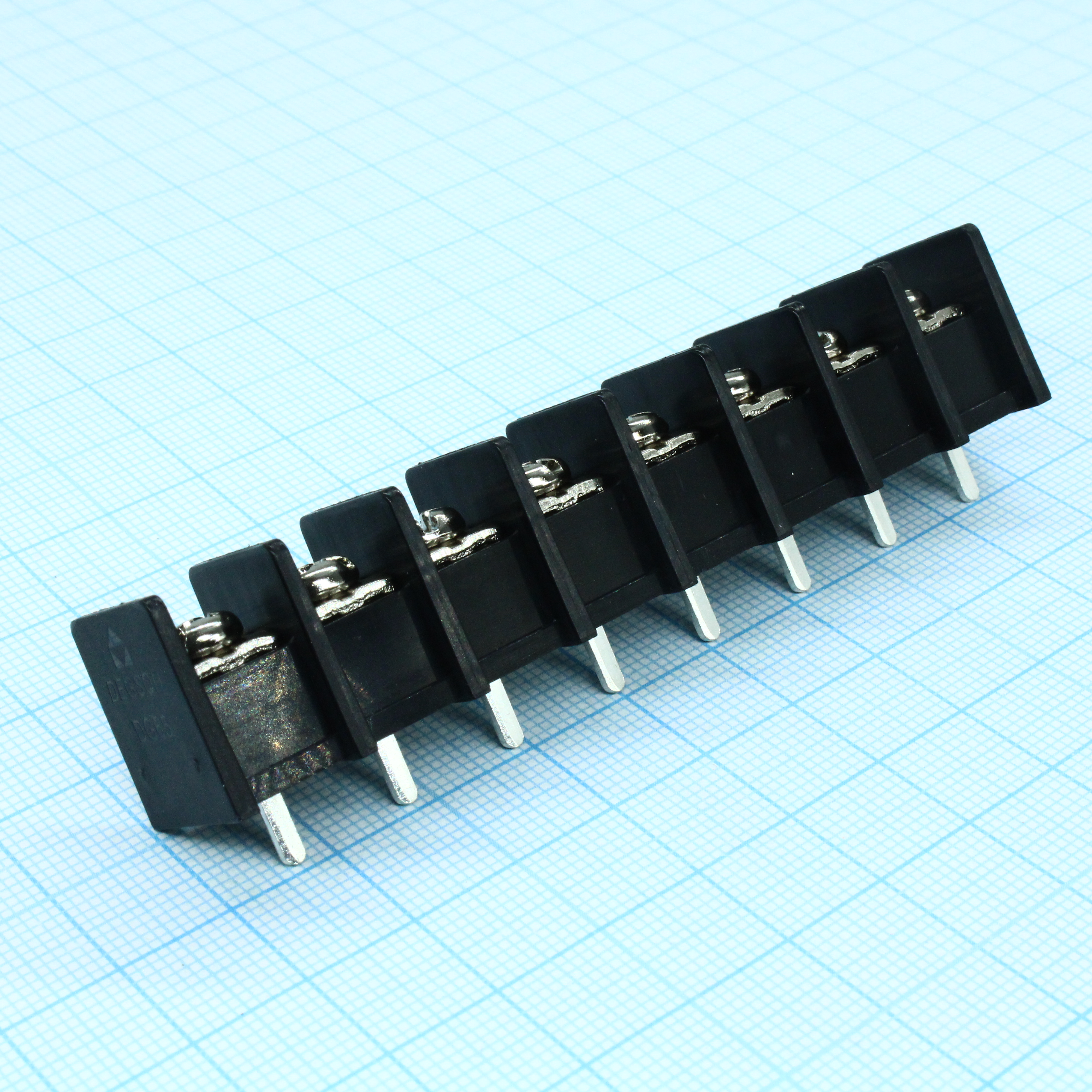 DG65C-B-08P-13-00A(H) - Барьерный клеммный блок 8 контактов. Серия DG65C-B