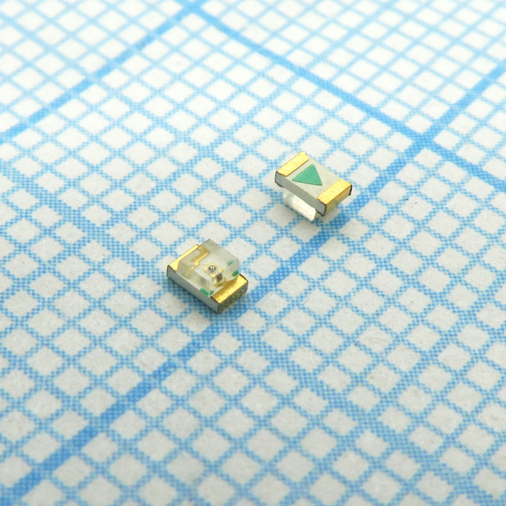 KP-2012F3C - Инфракрасный светодиод smd 2х1,25мм 940нм прозрачный 160°