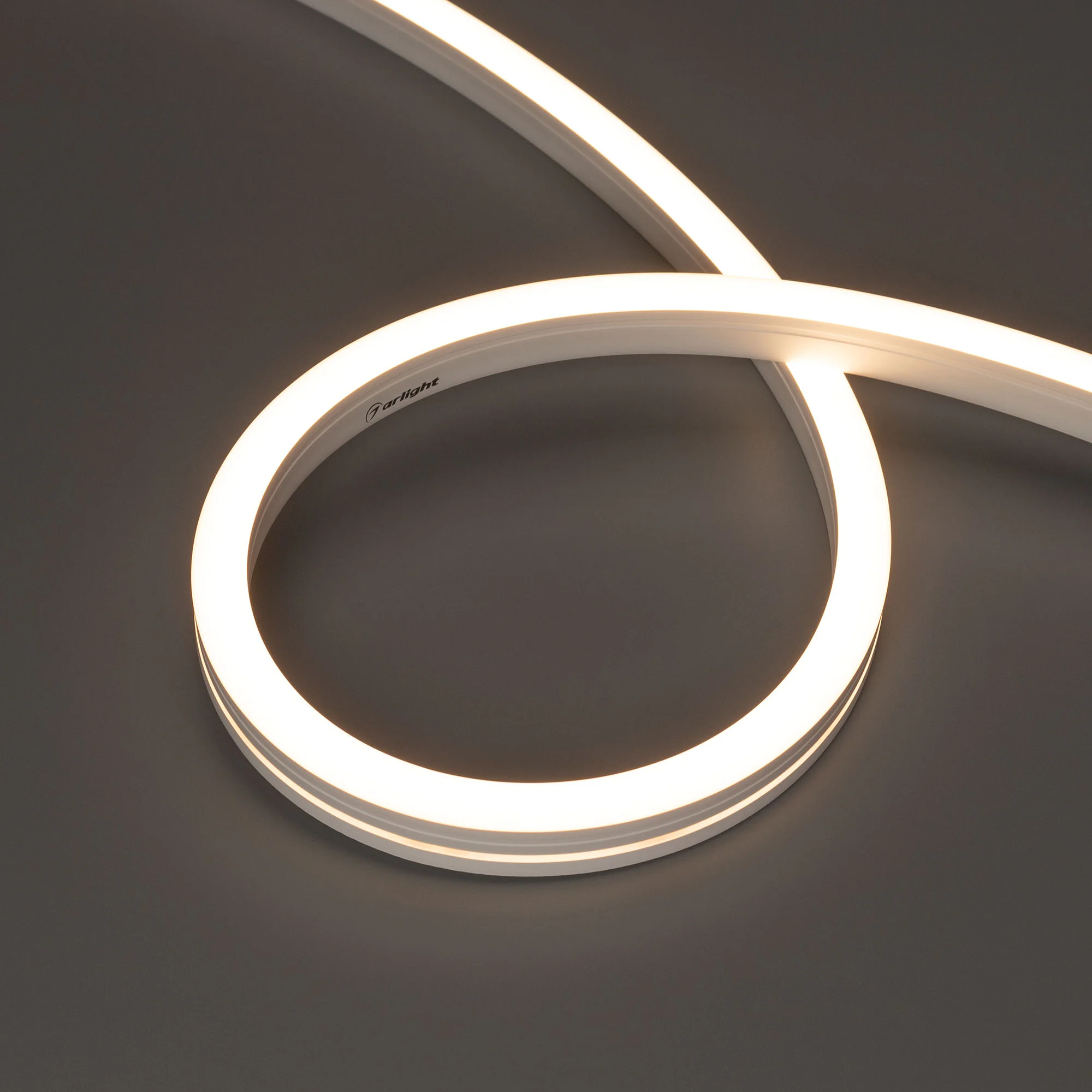 Лента герметичная MOONLIGHT-SIDE-A140-12x17mm 24V Warm3000 (9.6 W/m, IP67, 5m, wire x2) 042784 - Гибкая герметичная лента (неон серии MOONLIGHT), сечение 12х17 мм. Светодиоды SMD 2835 140 шт/м. Цвет свечения ТЕПЛЫЙ БЕЛЫЙ (3000 К), индекс цветопередачи CRI
