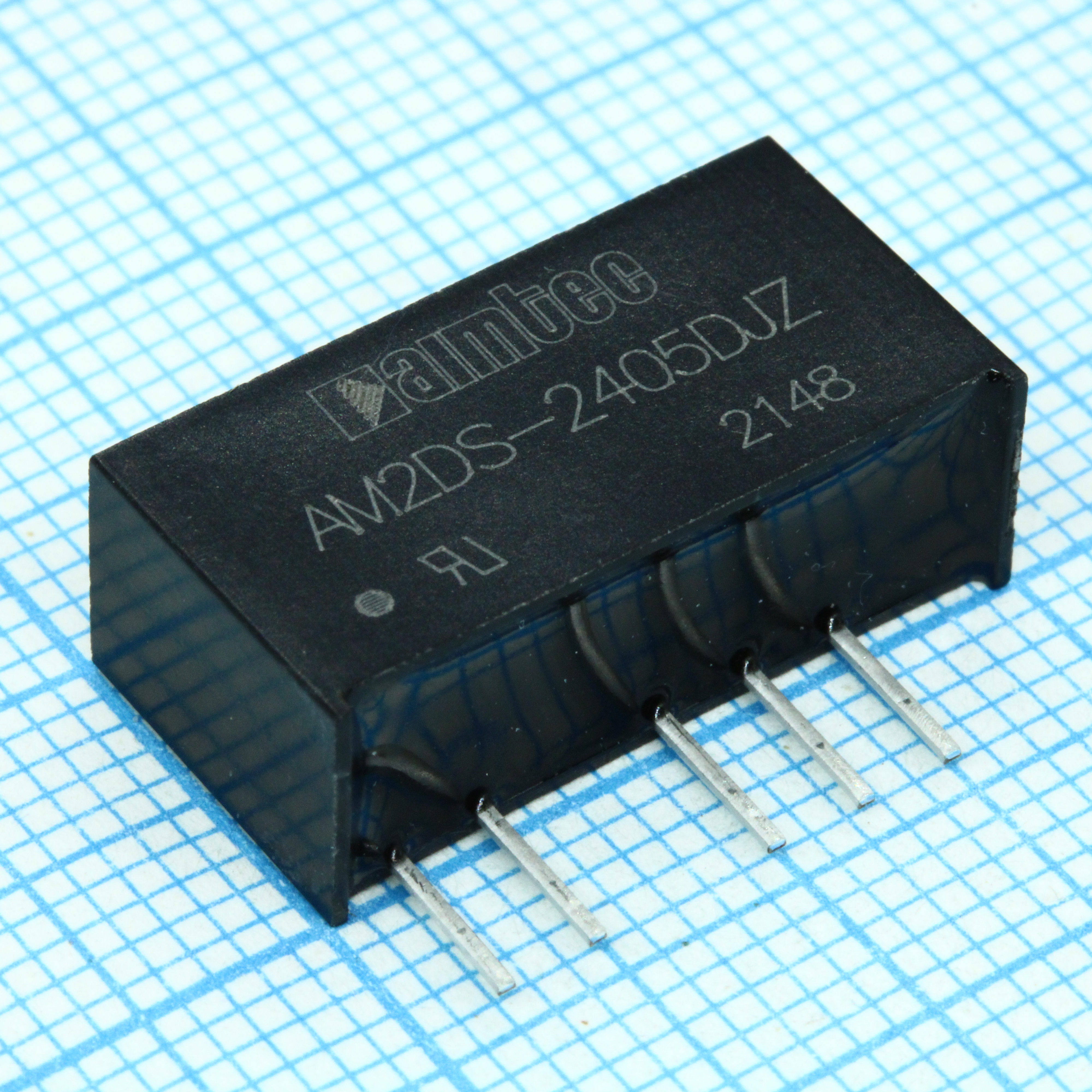 AM2DS-2405DJZ - DC/DC, 2Вт, вход 21.6…26.4В, выход ±5В/±0.02…0.2А, изоляция 1500В DC, КПД 80%, максимальная емкостная нагрузка не более ±1200мкФ, SIP7, 19.65x7.05x10.16мм, -40…105°C, пластик