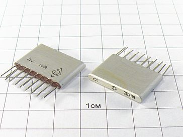 Микросхема 211ХЛ4