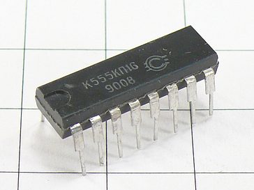 Микросхема К555КП16