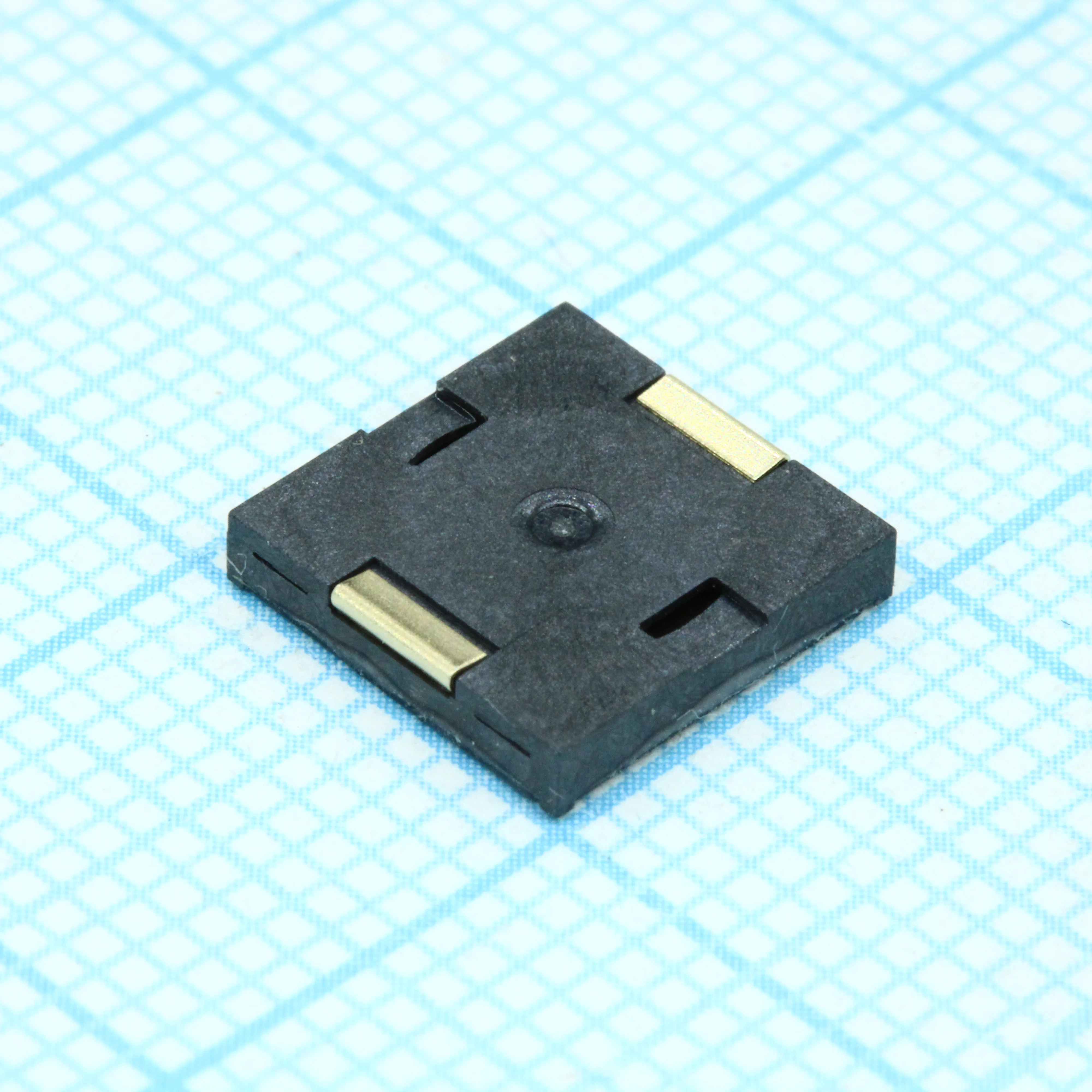 PKMCS0909E4000-R1 - Пьезоизлучатель звуковой 65dB(±1.5Vo-p,4kHz,square wave,10cm) ±12.5Vo-p max  9mm*9mm*1.9mm
