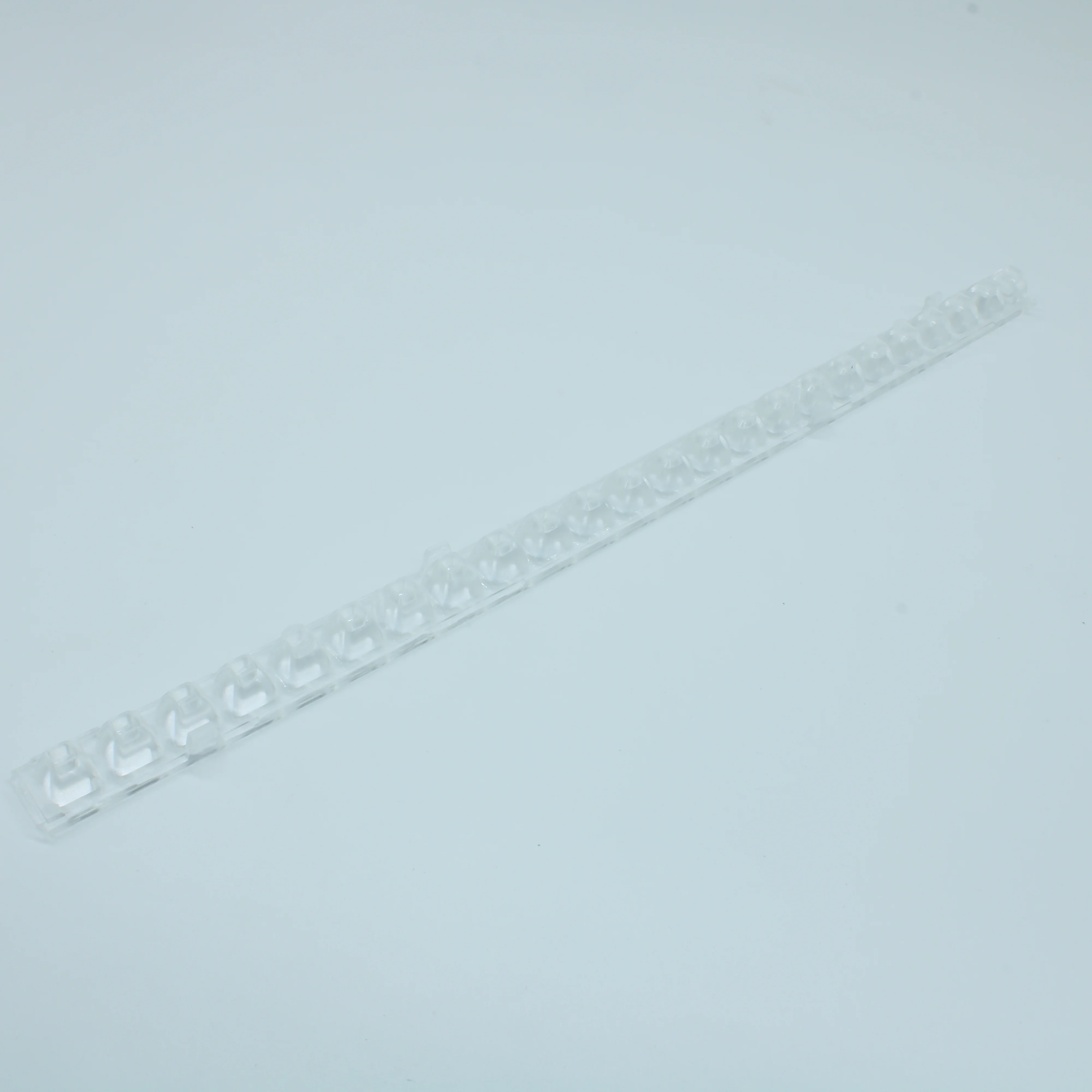 ASL280D15H24LED90G - Линейная линза для светодиодов 2835/3030, эфф=93%, ~90°, 280x15,5mm H:11,75mm, PMMA