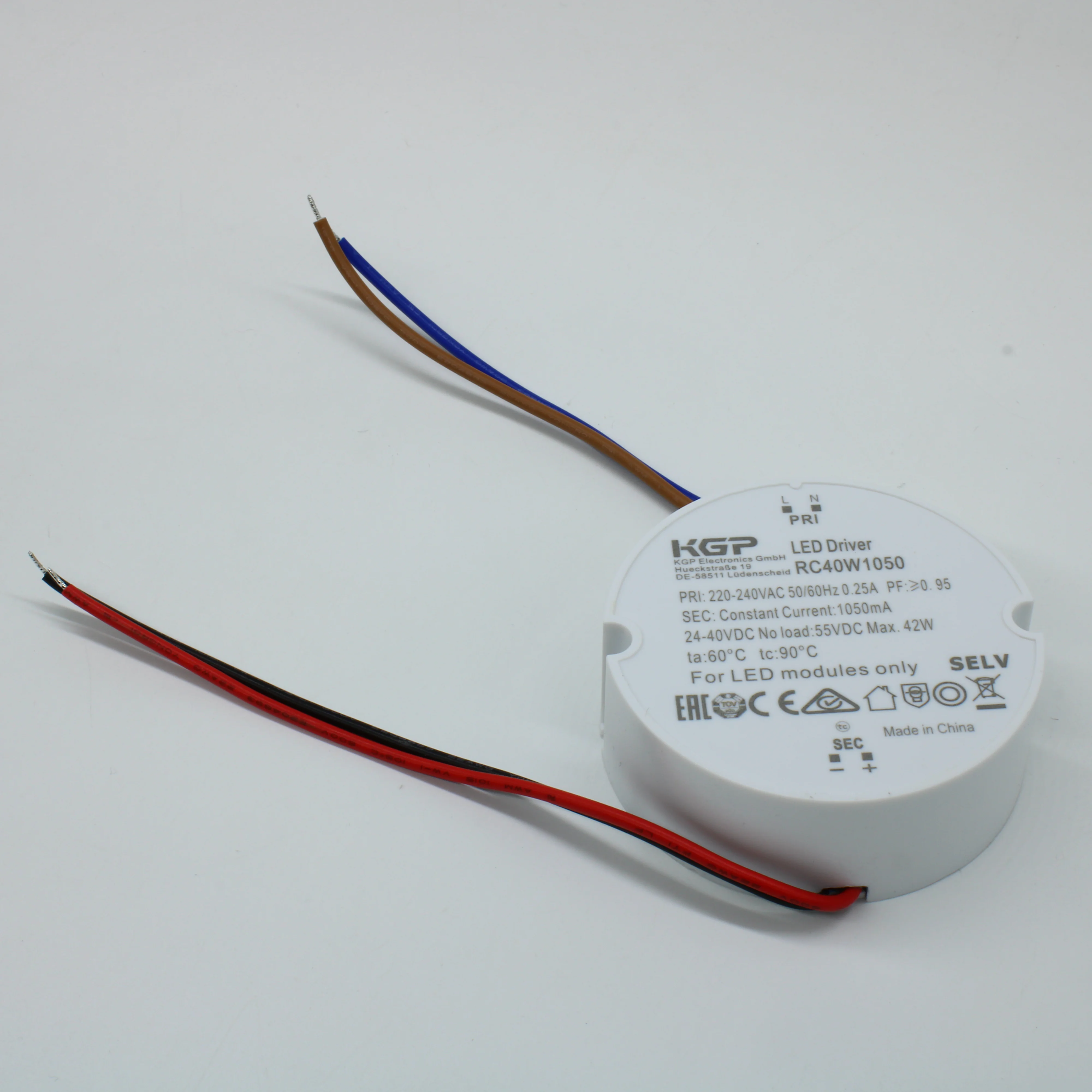RC40W1050 - AC-DC, 40Вт, токовый выход, вход 198…264В AC, выход 1050мА/24…40В, ККМ, в кожухе Ф70х25 мм, -20…+60°С