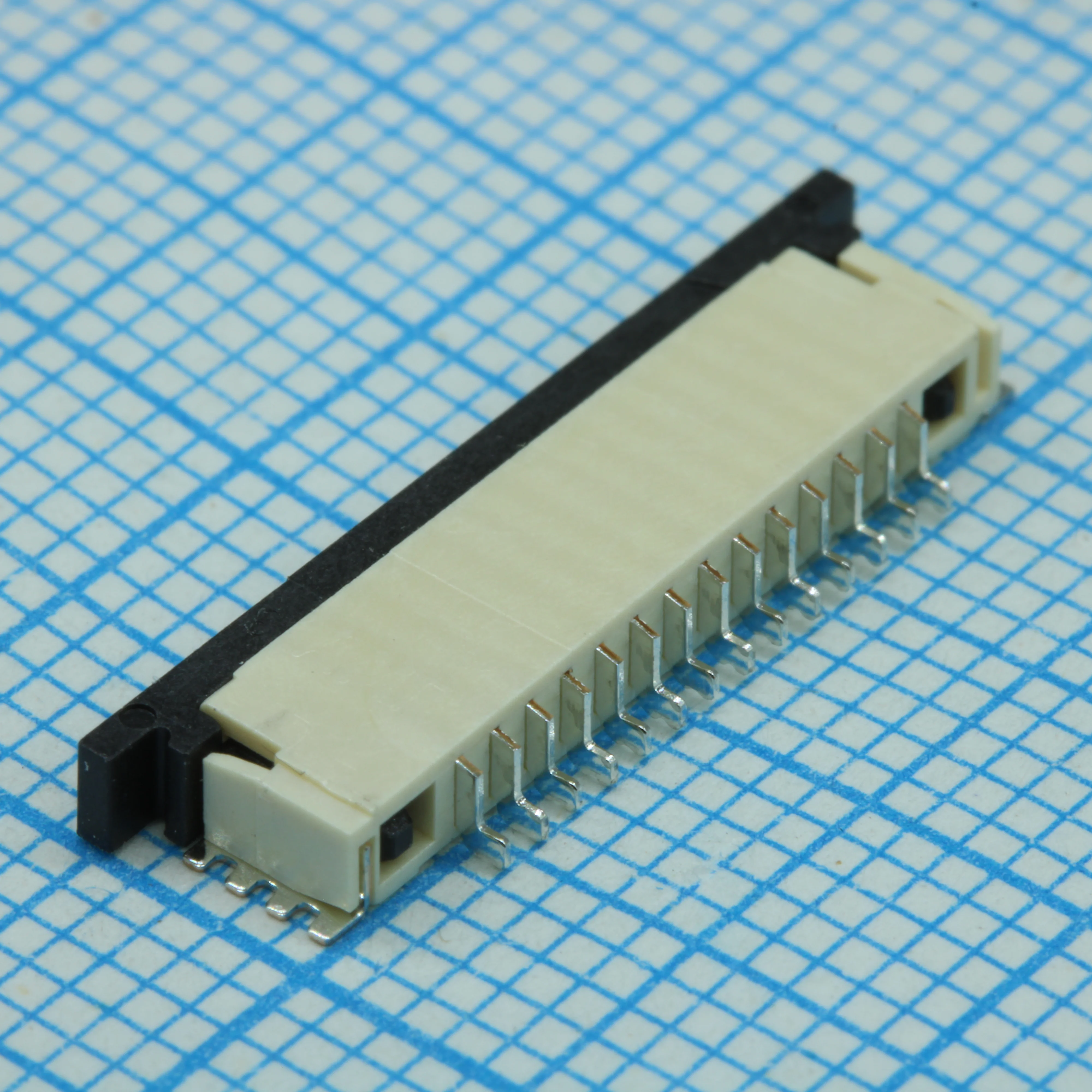 1-84952-4 - Соединитель FPC 14 контактов шаг 1 мм угловой SMD лента на катушке
