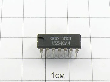 Микросхема К554СА4